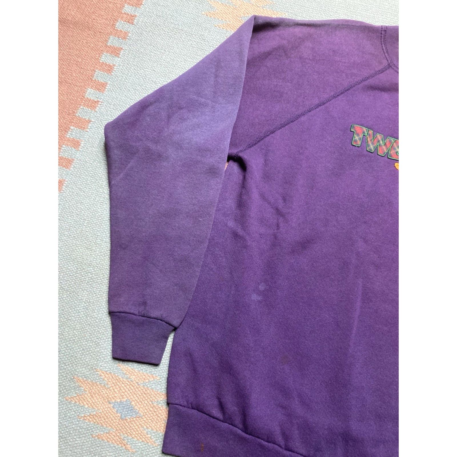 Vintage VINTAGE 90s Crewneck Sweatshirt Tweety Bird Looney Tunes Disney Purple M Men's Shirt Pullover Size US M / EU 48-50 / 2 - 4 Thumbnail