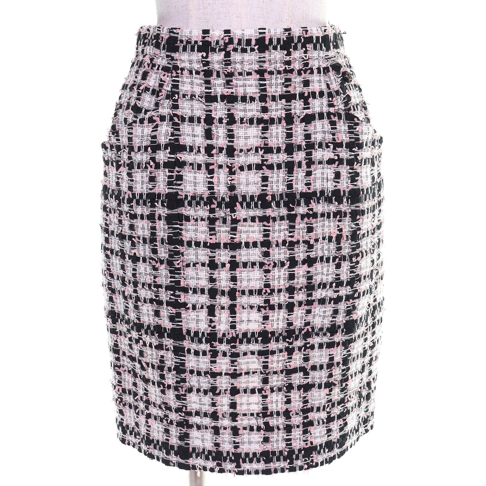 Chanel Chanel Chanel Tweed Skirt Textile Skirts P63188 DUTY FREE for USA Size ONE SIZE - 1 Thumbnail