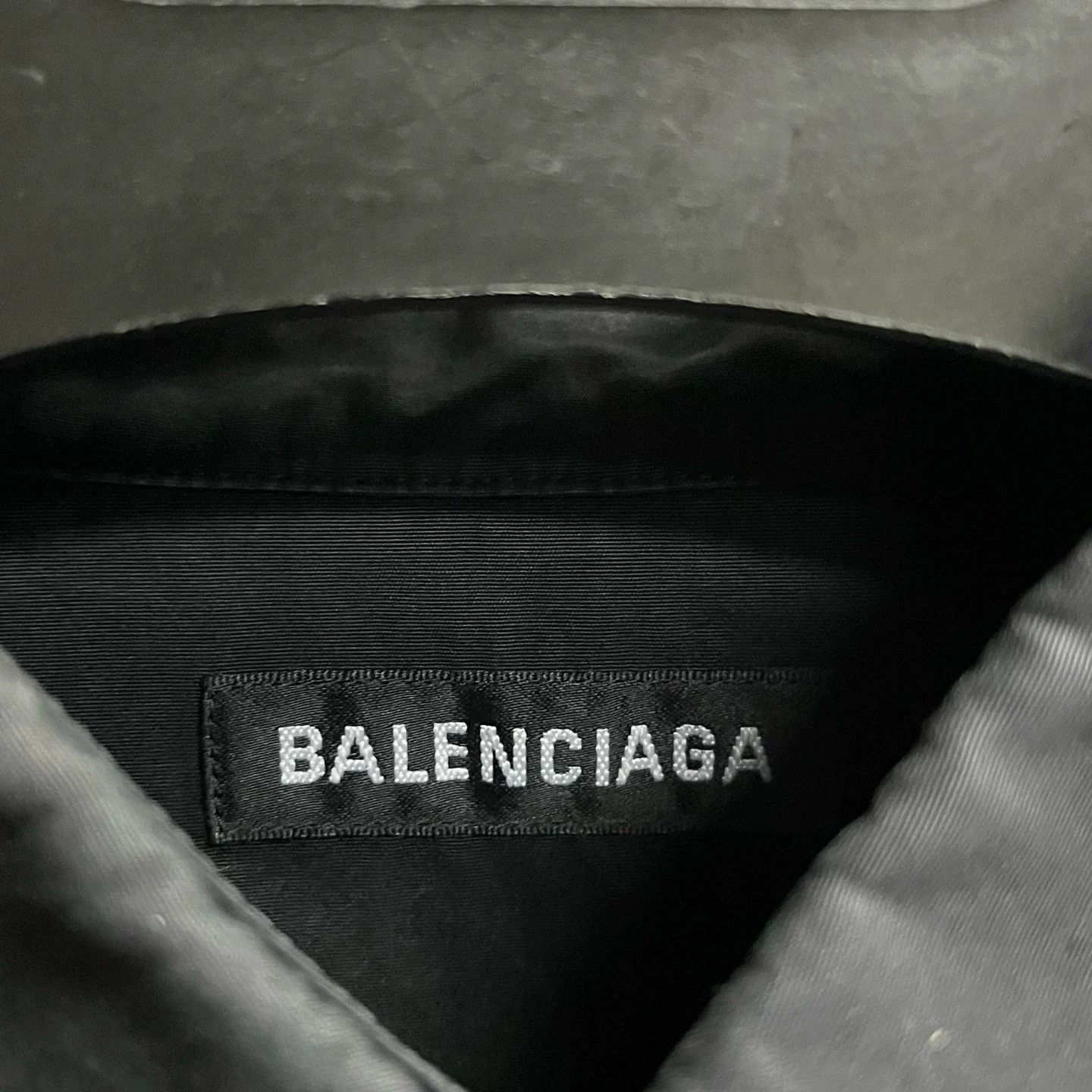 Balenciaga Balenciaga Black Letter Embroidered Shirt Size US XXS / EU 40 - 2 Thumbnail