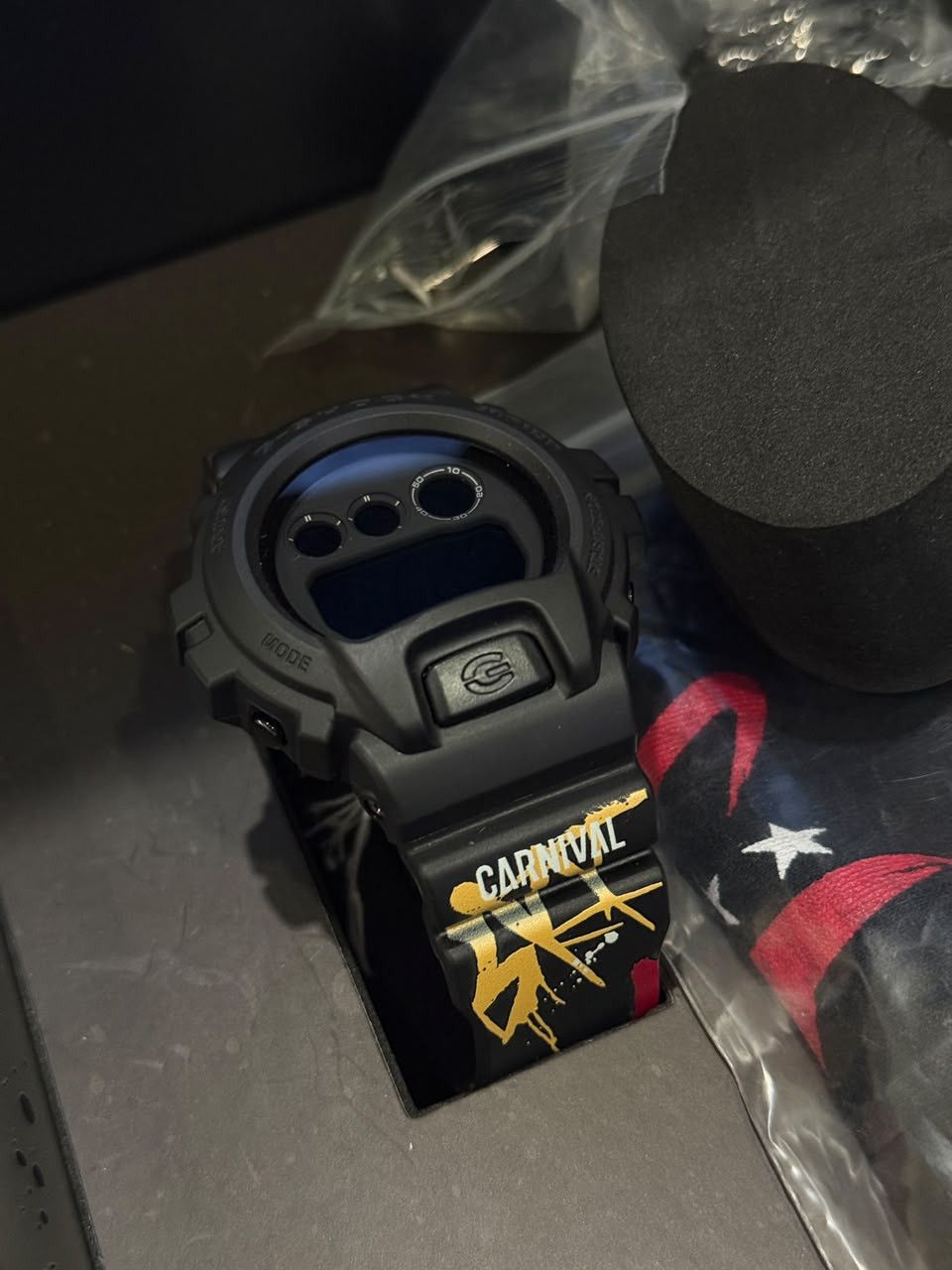 Casio G-SHOCK DW6900 X CARNIVAL Size 30 - 3 Thumbnail