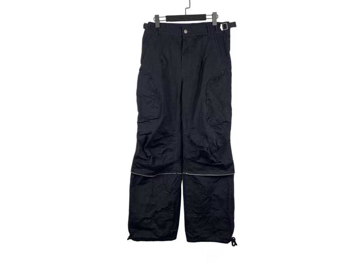 FAR FROM WHAT Far Archive Zip Detail Multi-Pocket Wide-Leg Cargo Pants J31 Size US 32 / EU 48 - 1 Thumbnail