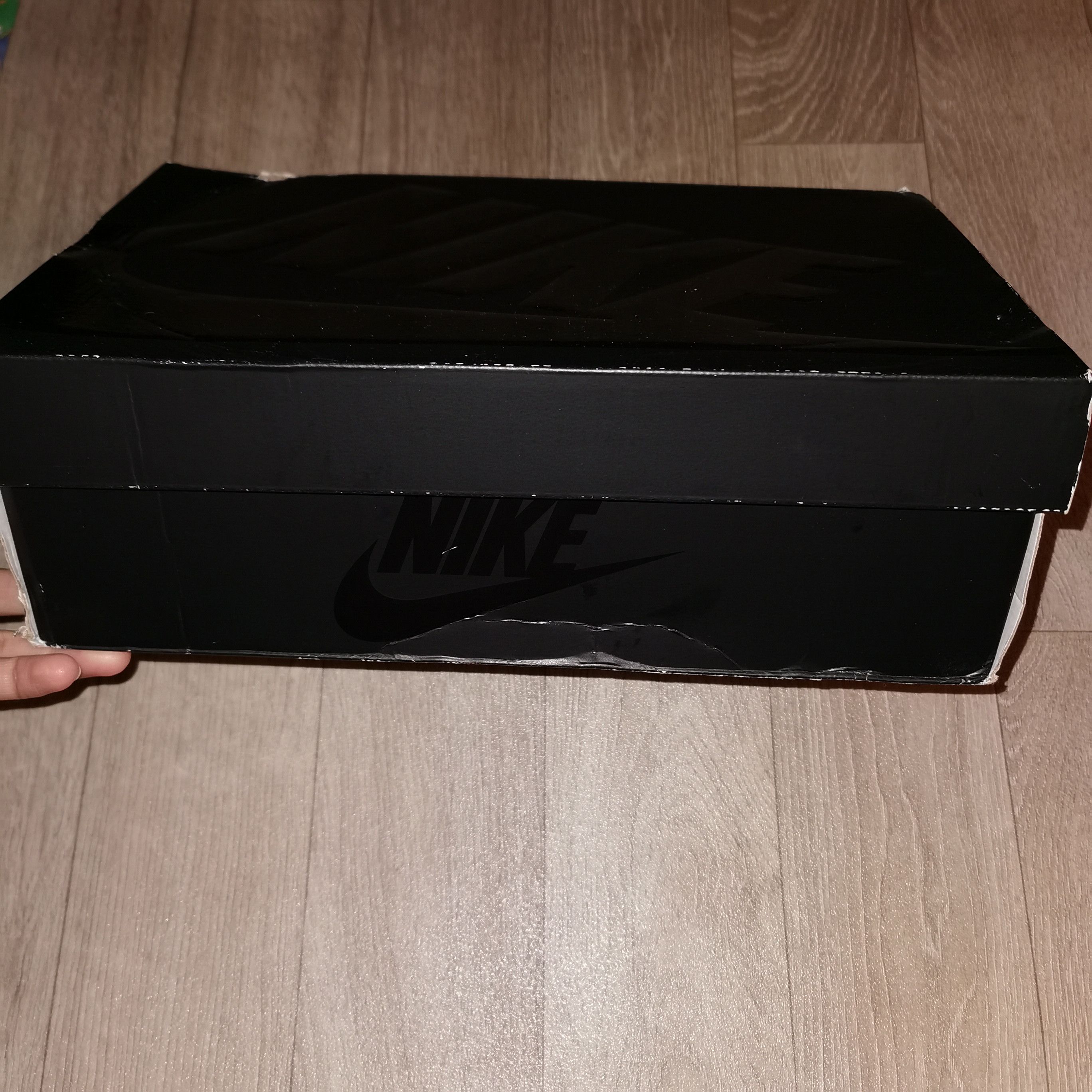 Nike W nike tn AIR MAX PLUS PRM, SUMMIT WHITE /PALE VANILLA Size US 7.5 / IT 37.5 - 10 Thumbnail