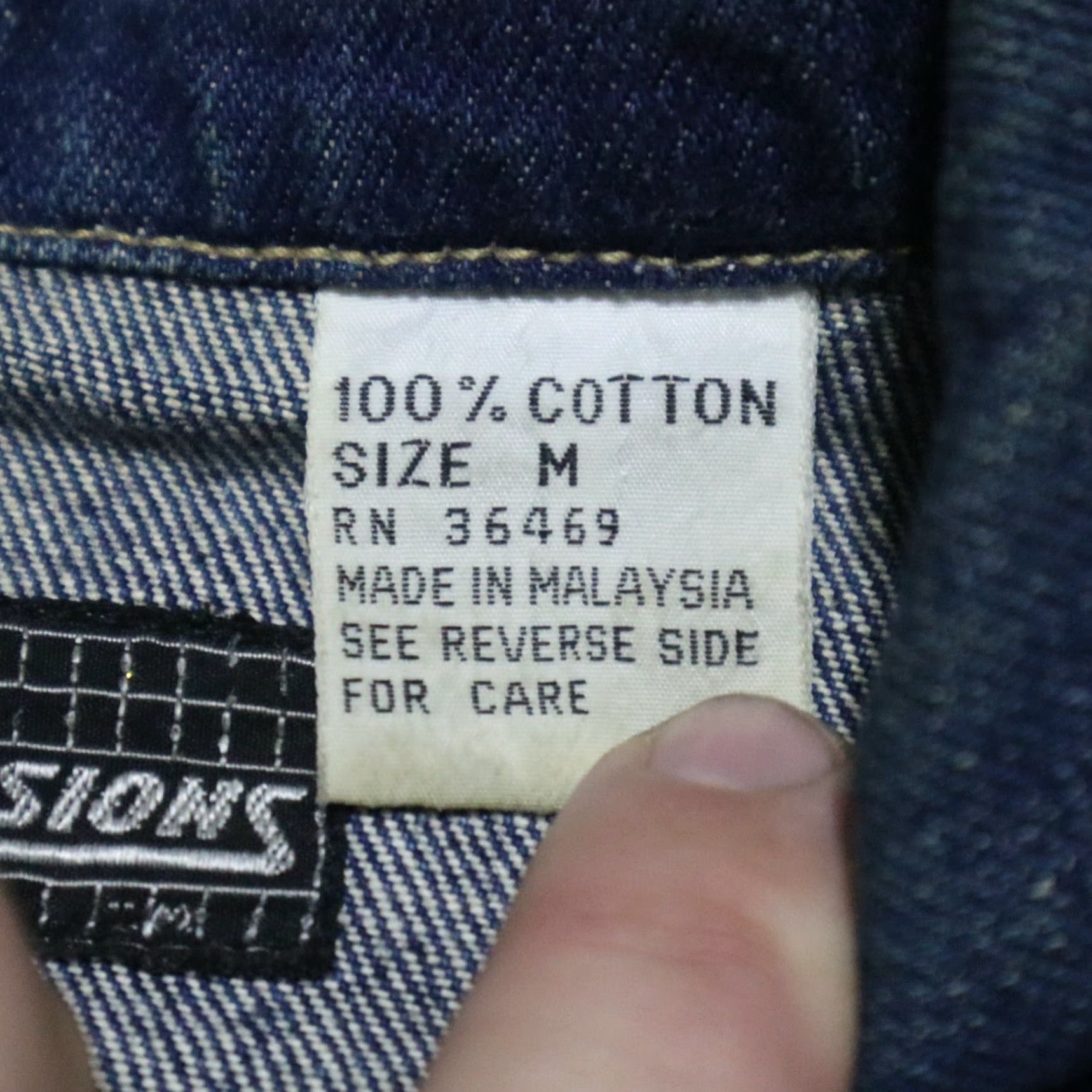 Vintage Expressions Denim Jacket Blue Jean Button Down Two Breast Pockets Leather Collar & Accents Mens Size M Vintage Classic Jean Jacket Size US 31 - 5 Thumbnail