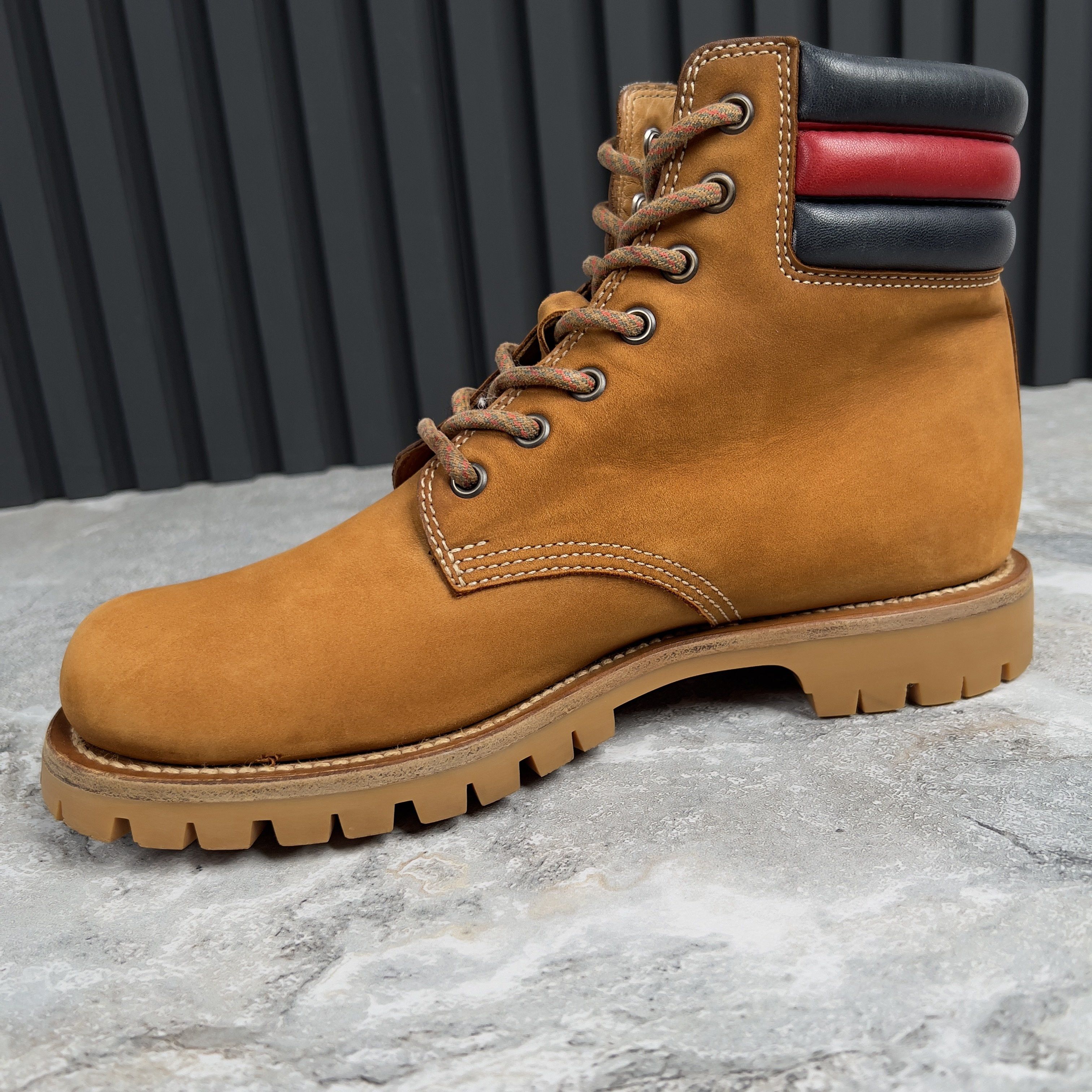 Gucci GUCCI Marland Combat Boots Nubuck Timberland Size US 9.5 / IT 39.5 - 6 Thumbnail