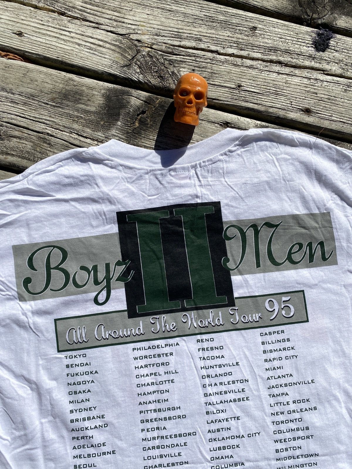 Band Tees × Hanes × Vintage 1995 Boyz II Men all around the world tour shirt sz XXL Size US XXL / EU 58 / 5 - 6 Thumbnail
