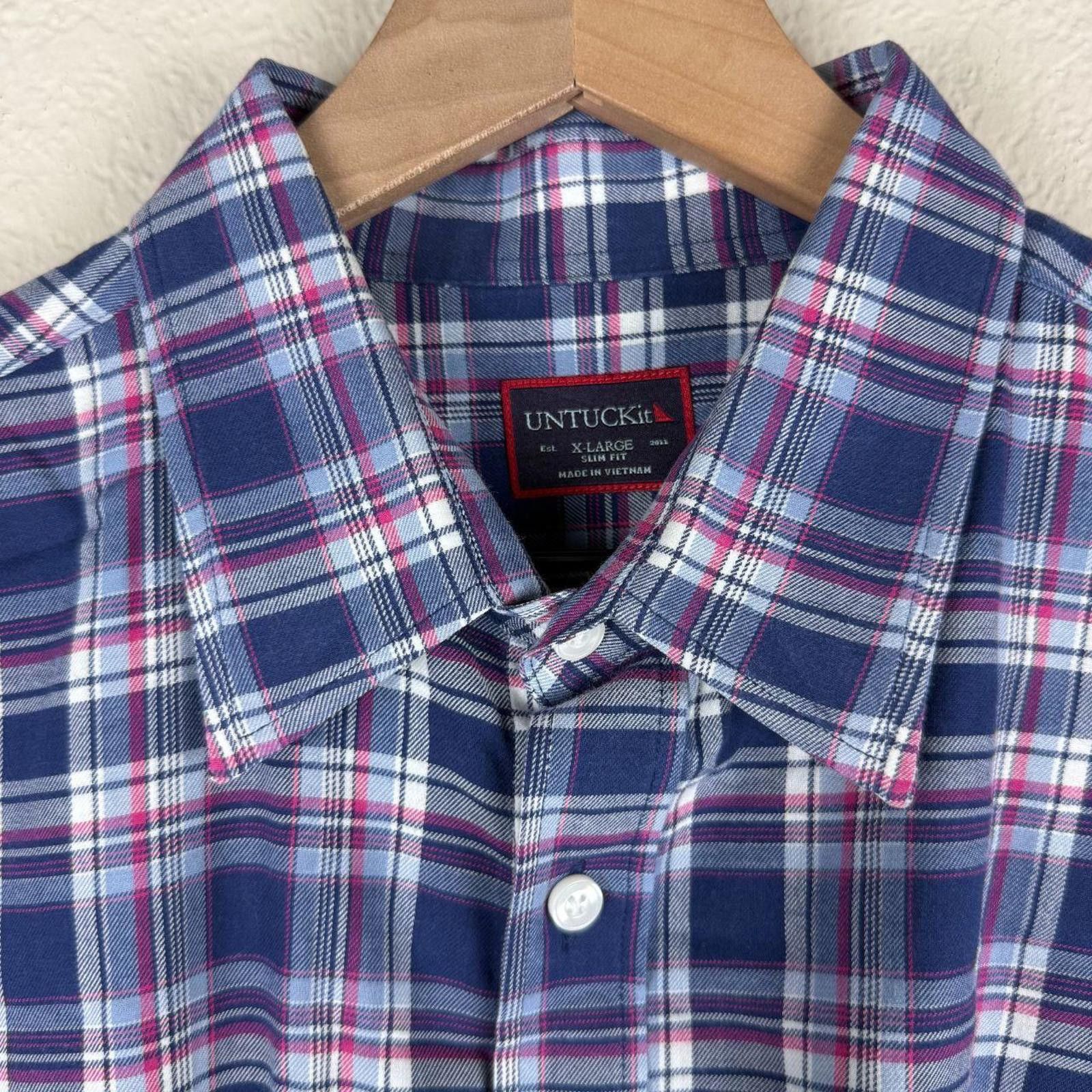 UNTUCKit UNTUCKit Shirt Men's XL Navy Pink Slim Fit Size US XL / EU 56 / 4 - 3 Thumbnail