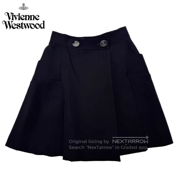 Vivienne Westwood Vivienne Westwood size 1 Black Half Skirt with Pink Lining Size 27" / US 4 / IT 40 - 1 Thumbnail