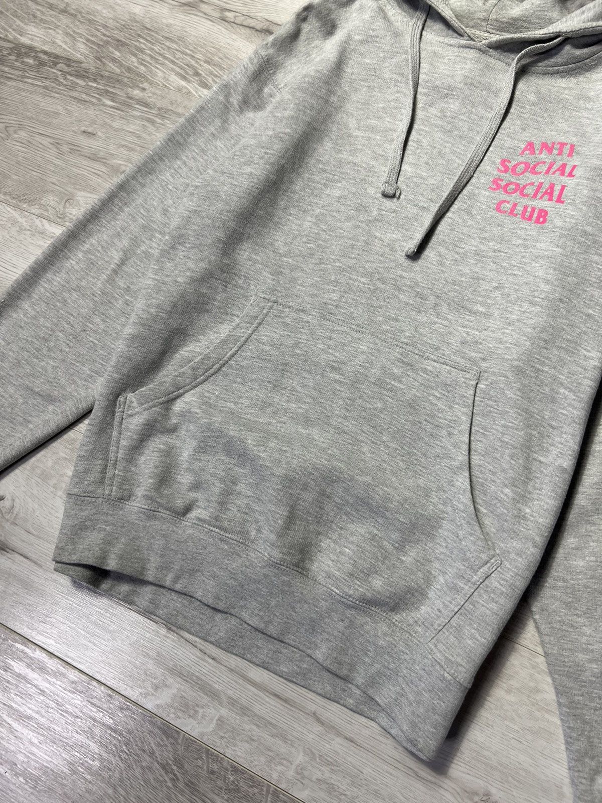 Anti Social Social Club Anti Social Social Club Grey Hoodie ASSC Pink Big Logo Size US M / EU 48-50 / 2 - 8 Thumbnail