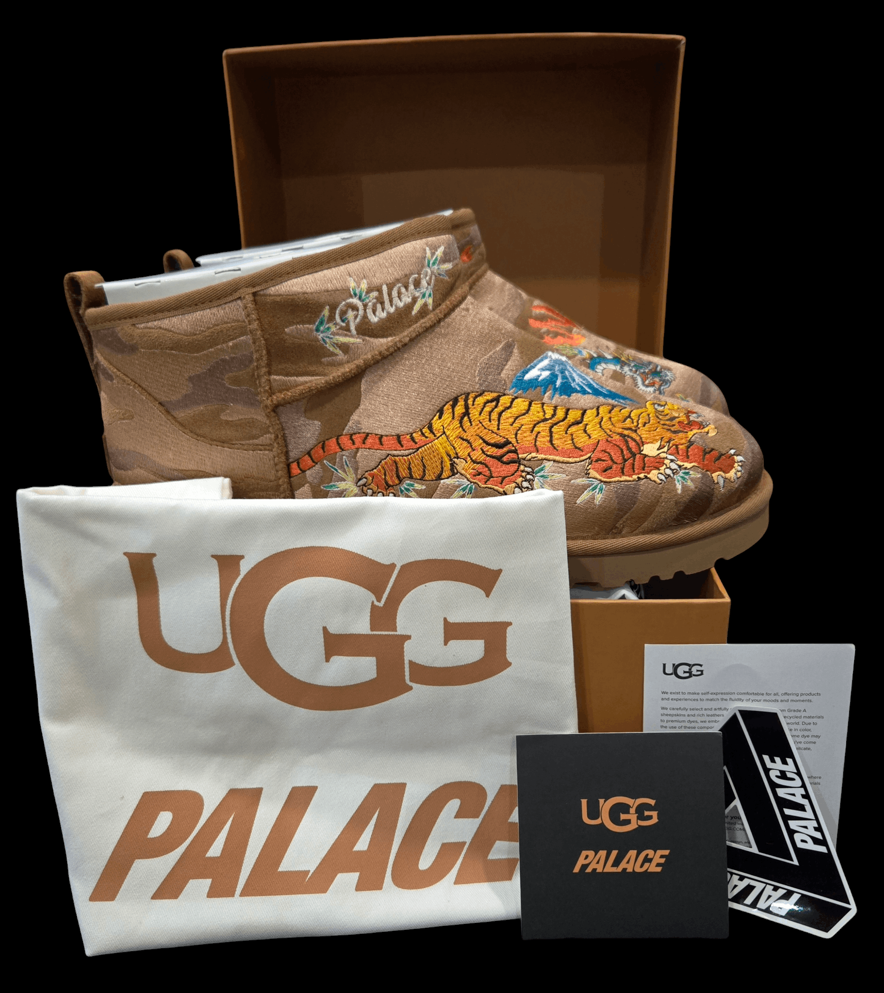 Palace × Ugg Palace UGG Classic Ultra Mini Boot Pink Camo