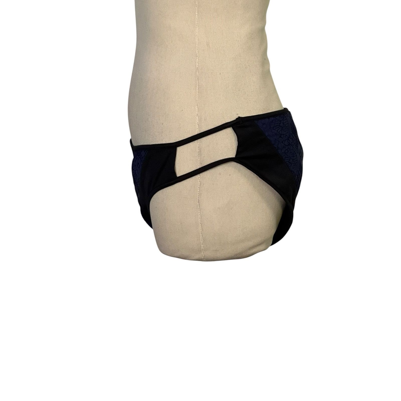Jonathan Simkhai Jonathan Simkhai navy blue bikini bottom size Medium Size ONE SIZE - 16 Thumbnail