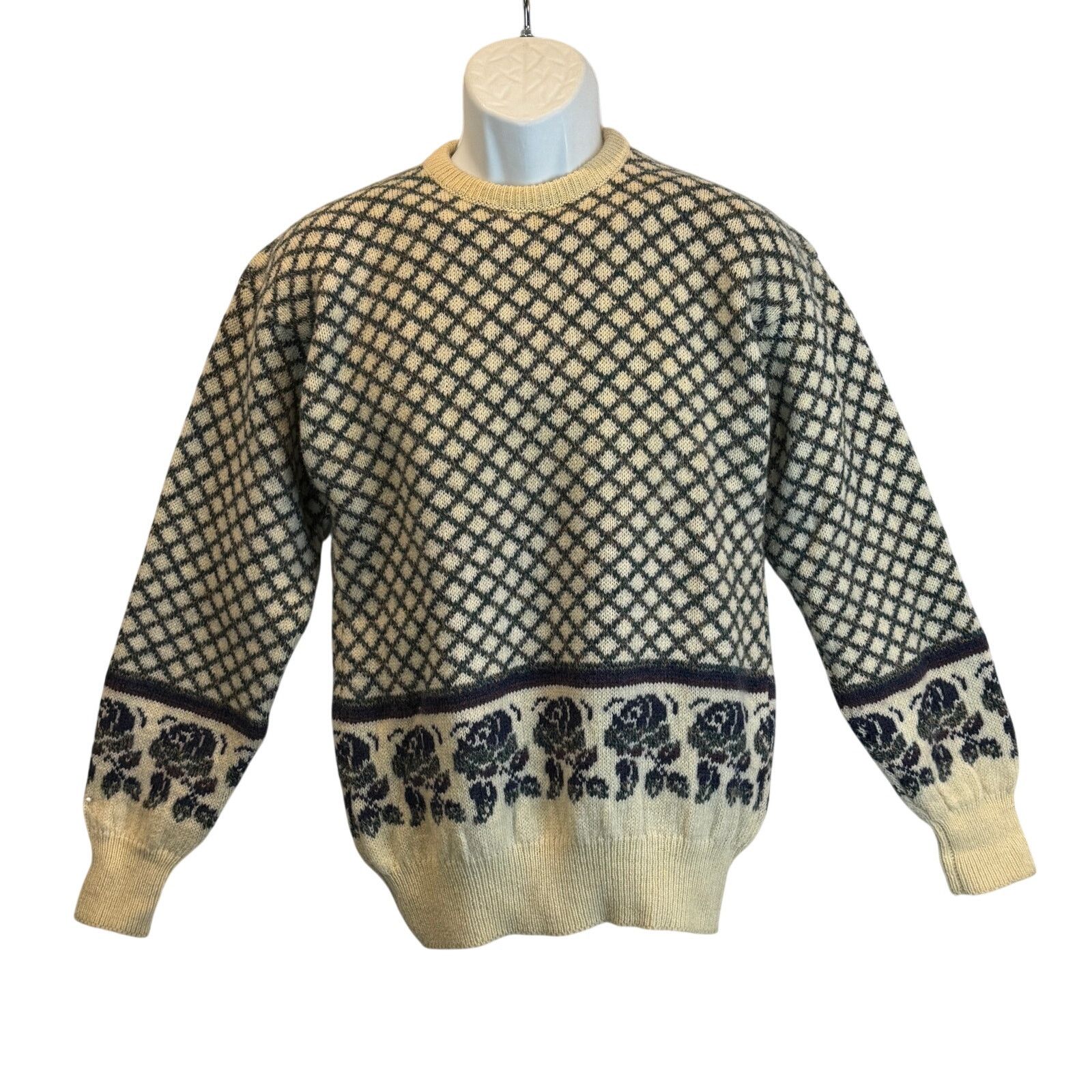 Vintage VINTAGE 70s James Pringle Lattice & Roses Wool Sweater Sz M Size M / US 6-8 / IT 42-44 - 1 Thumbnail