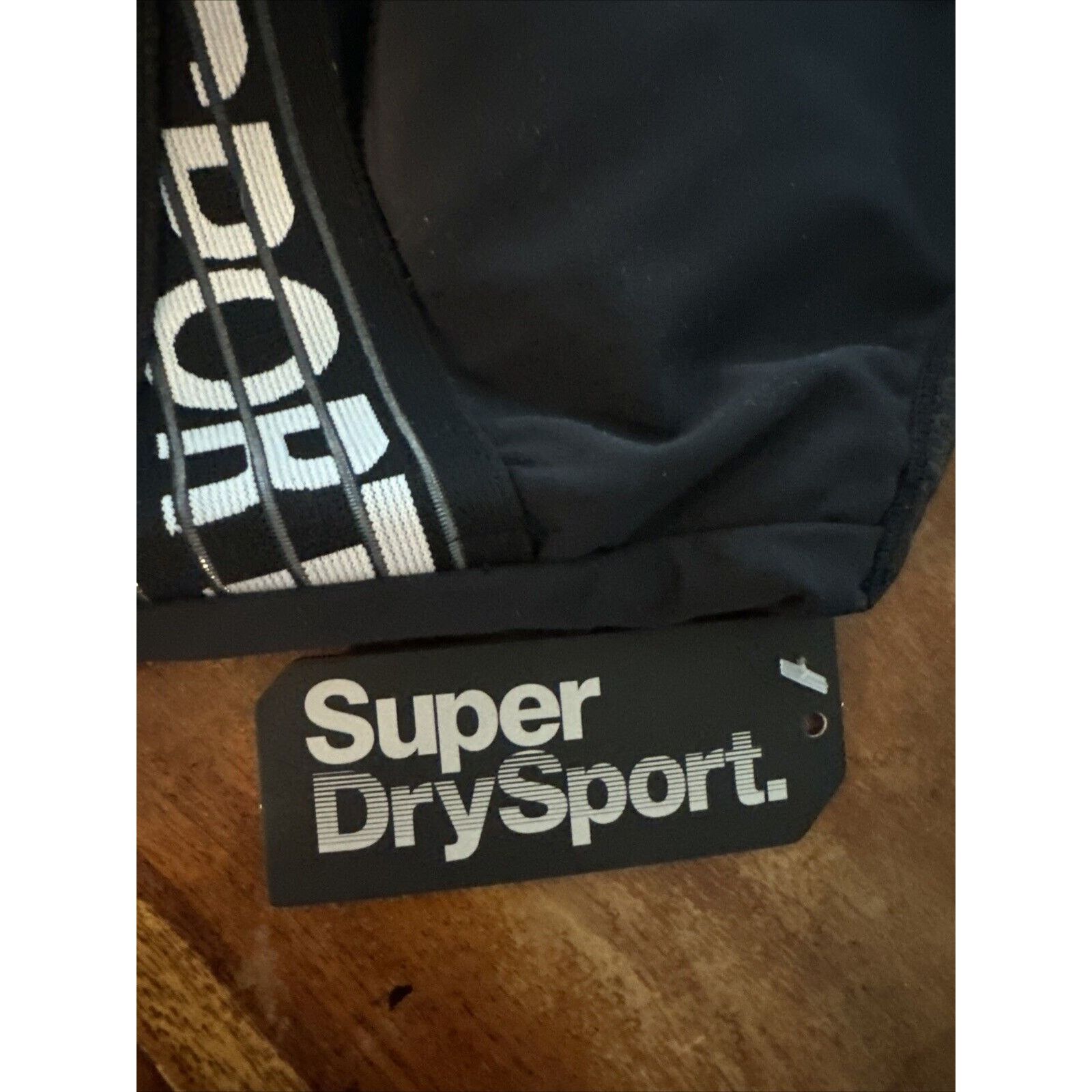 Superdry Superdry Active Core Cross Bra Logo Women's Sports Bra, 6 Size ONE SIZE - 6 Thumbnail