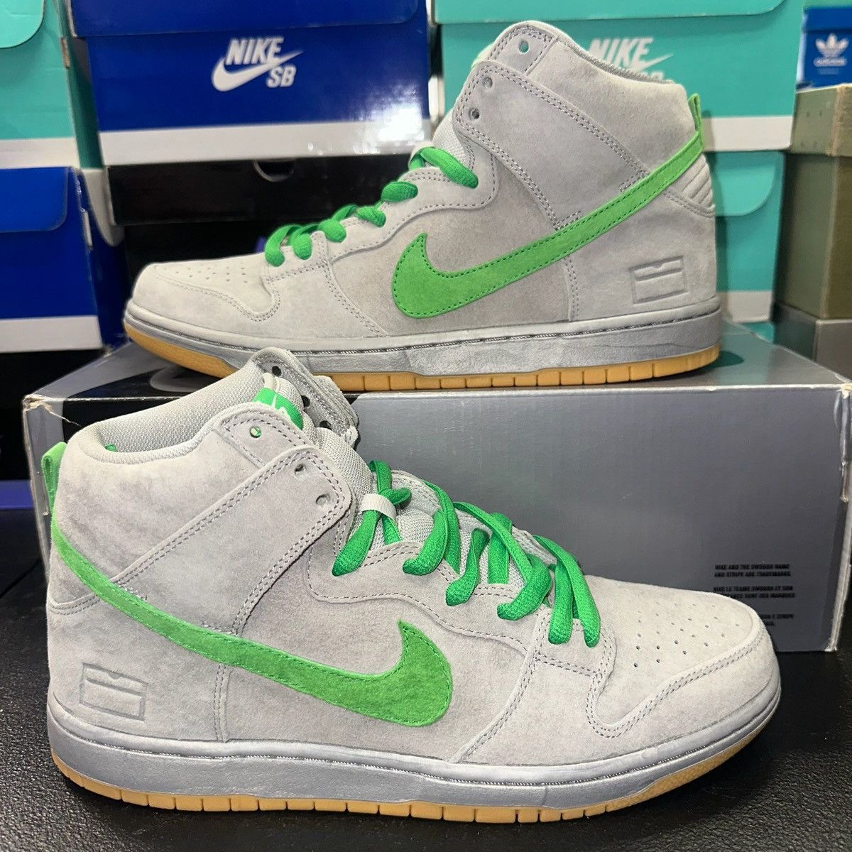 Size Nike SB Dunk High Silver Box OG 313171-039
