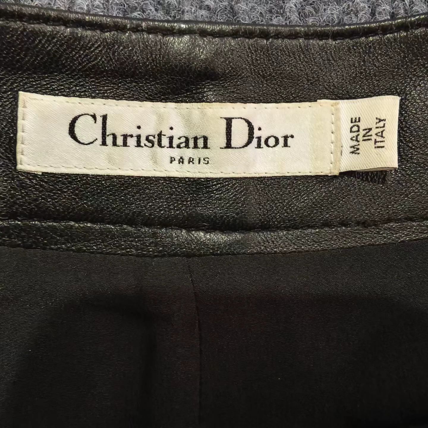 Dior Dior Gold Buckle Leather Skirt 38 99 Size 27" / US 4 / IT 40 - 3 Thumbnail