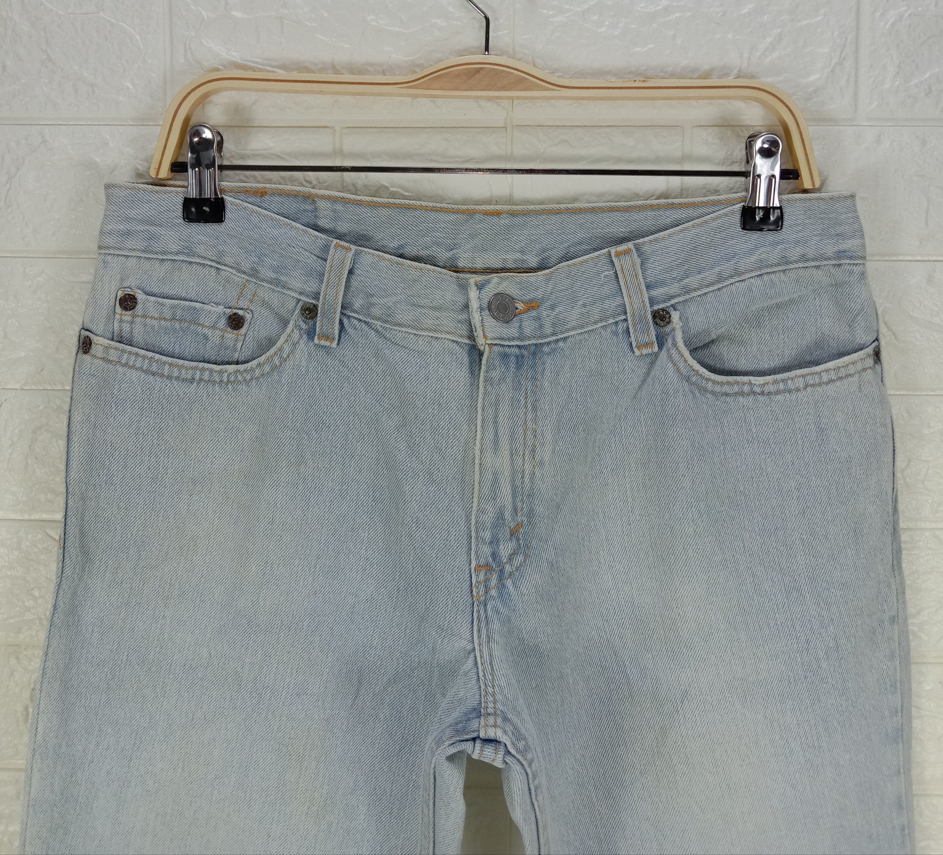 Levi's Vintage Levi's 518 Flare Jeans Light Wash Denim Size US 33 - 2 Thumbnail