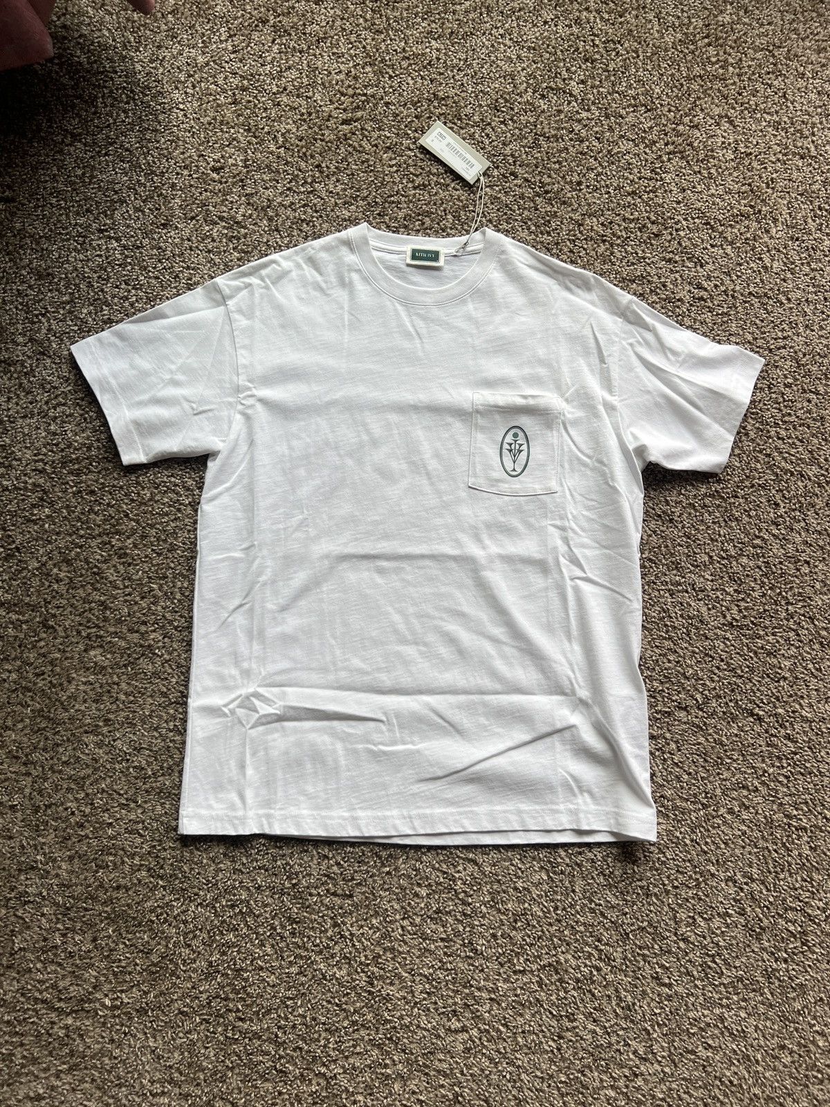 Kith Kith ivy white-tee Size US S / EU 44-46 / 1 - 1 Thumbnail
