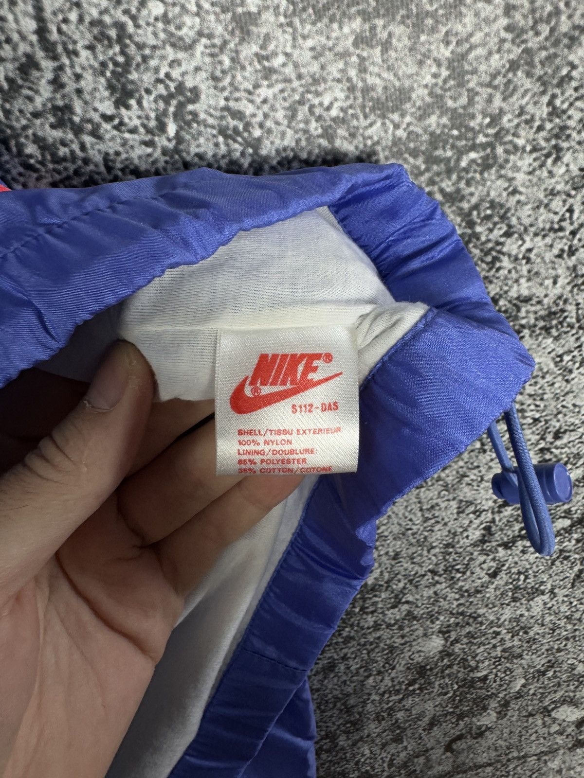 Nike Nike International Nylon Vintage Jacket Windbreaker Size S Size US S / EU 44-46 / 1 - 9 Thumbnail