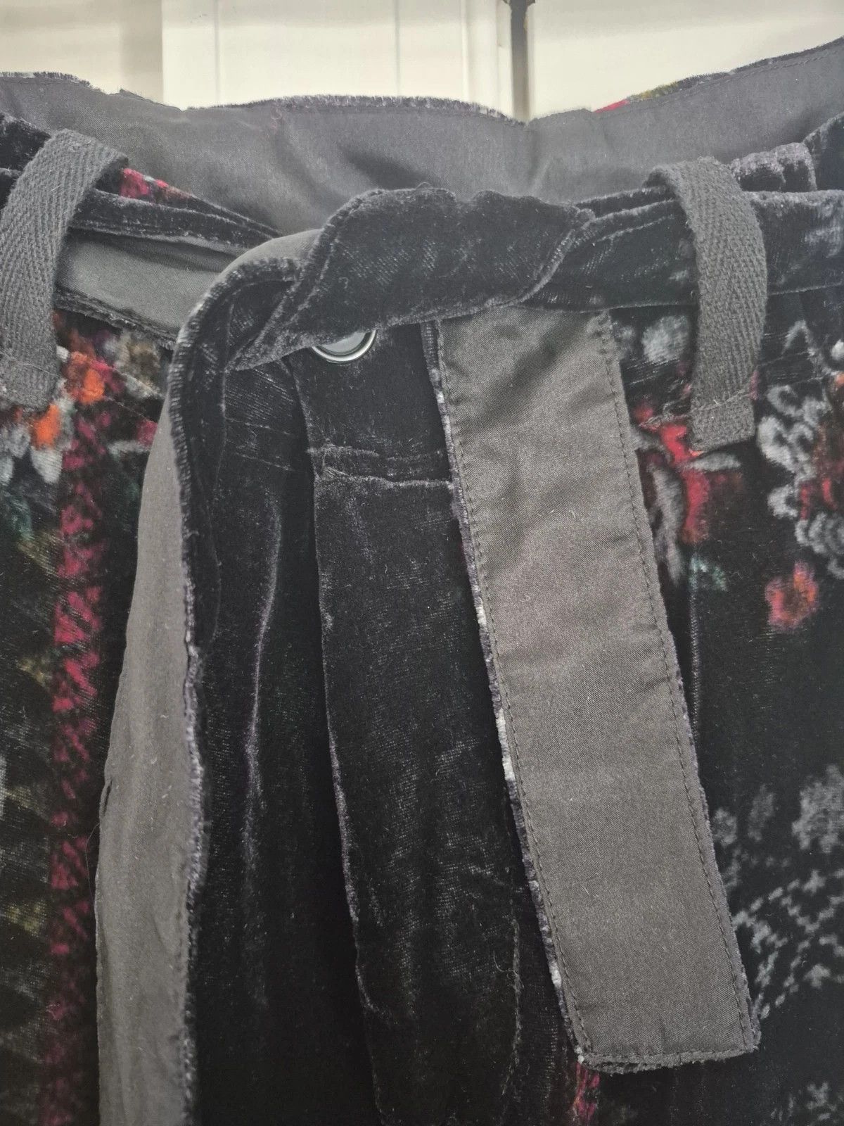Johnny Was Pants Feza Velvet Black Abstract Belted Boho Party Travel Size 30" / US 8 / IT 44 - 6 Thumbnail