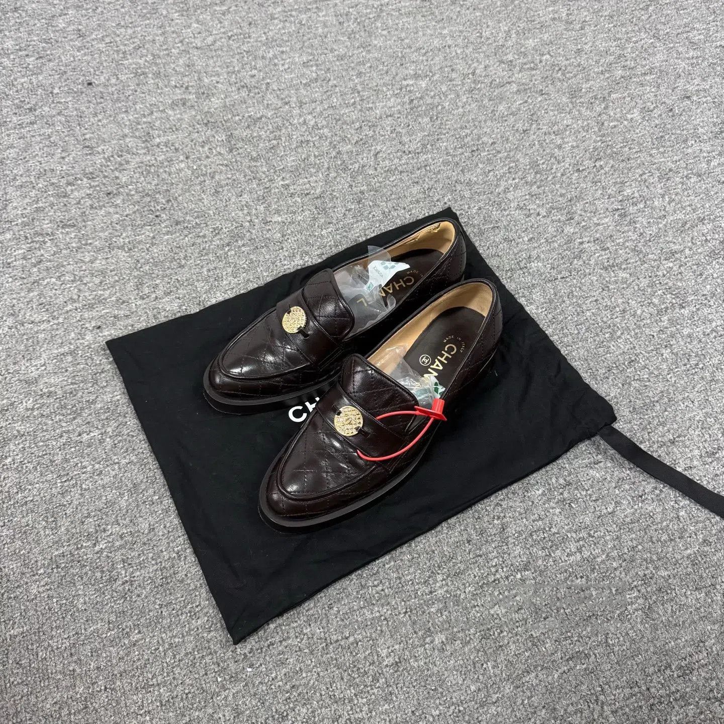 Chanel Chanel Dark brown checkered double-C gold-embossed loafers Size US 6.5 / IT 36.5 - 2 Thumbnail