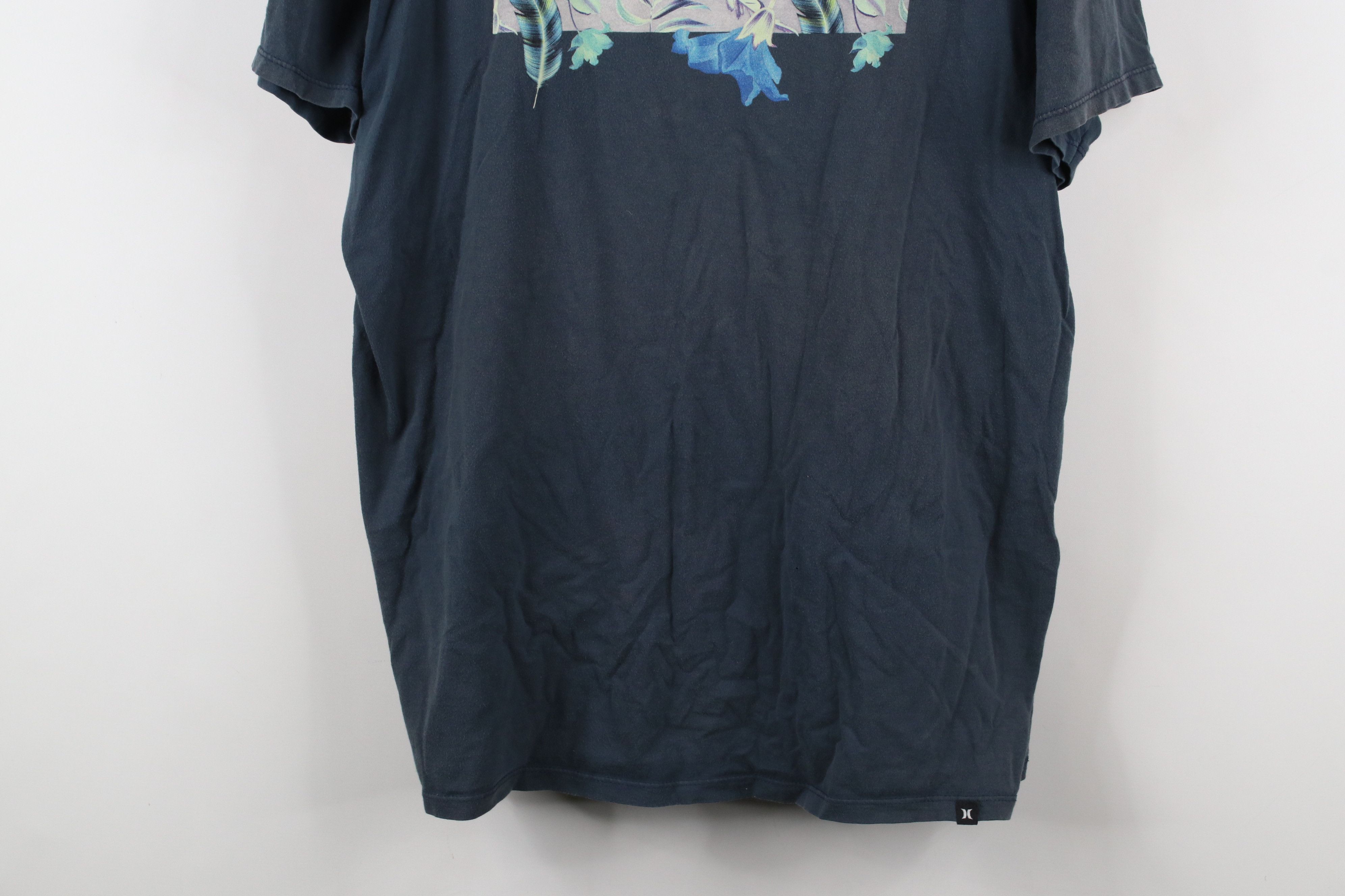Hurley × Vintage Vintage Hurley Surfing Spell Flower Box Logo T-Shirt Blue Size US XL / EU 56 / 4 - 3 Thumbnail