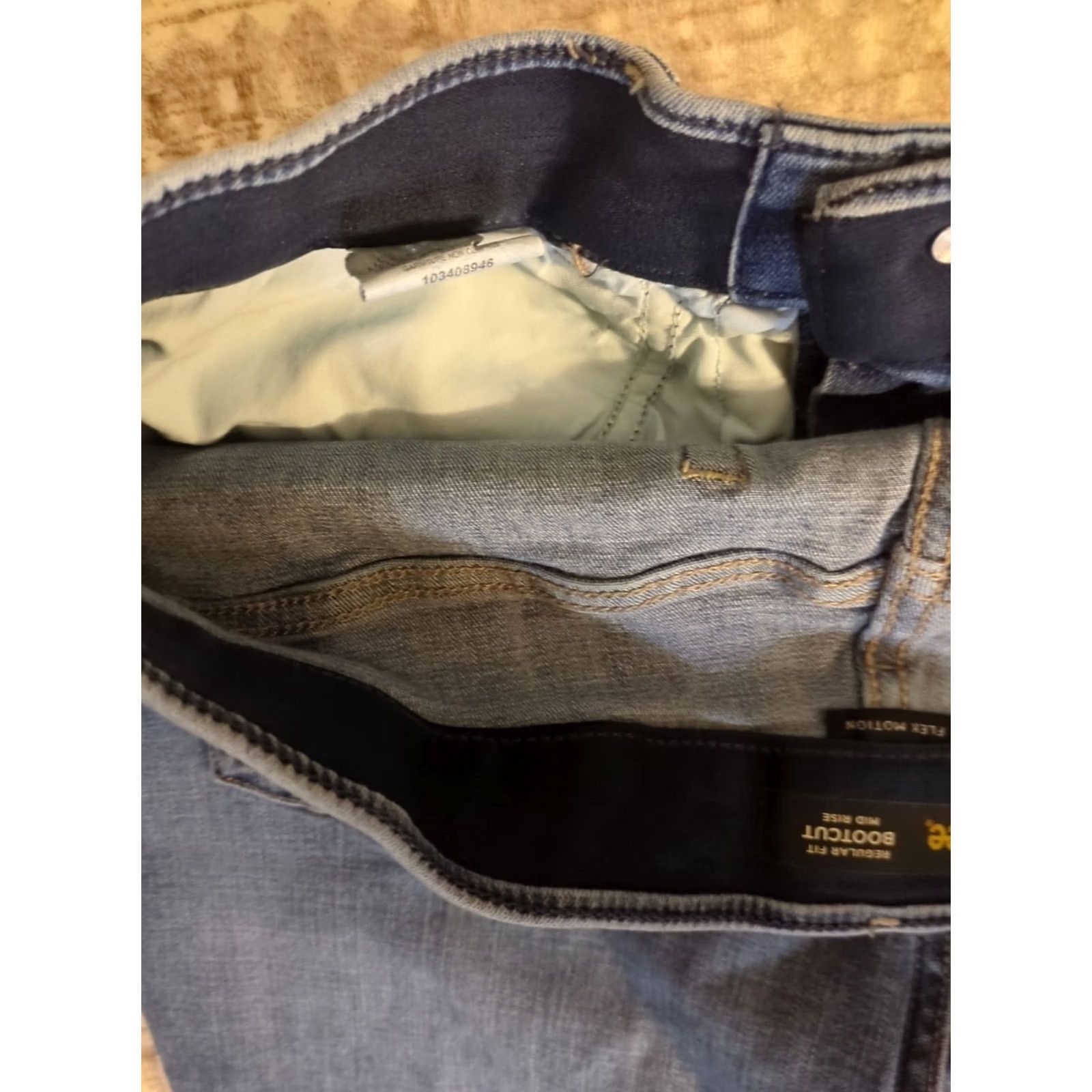 Lee Lee Bootcut Jeans Women Size 14 Short Mid Rise Blue Denim 5-Pocket Regular Belt Loops Zipper Button Size 36" / US 14 / IT 50 - 5 Thumbnail
