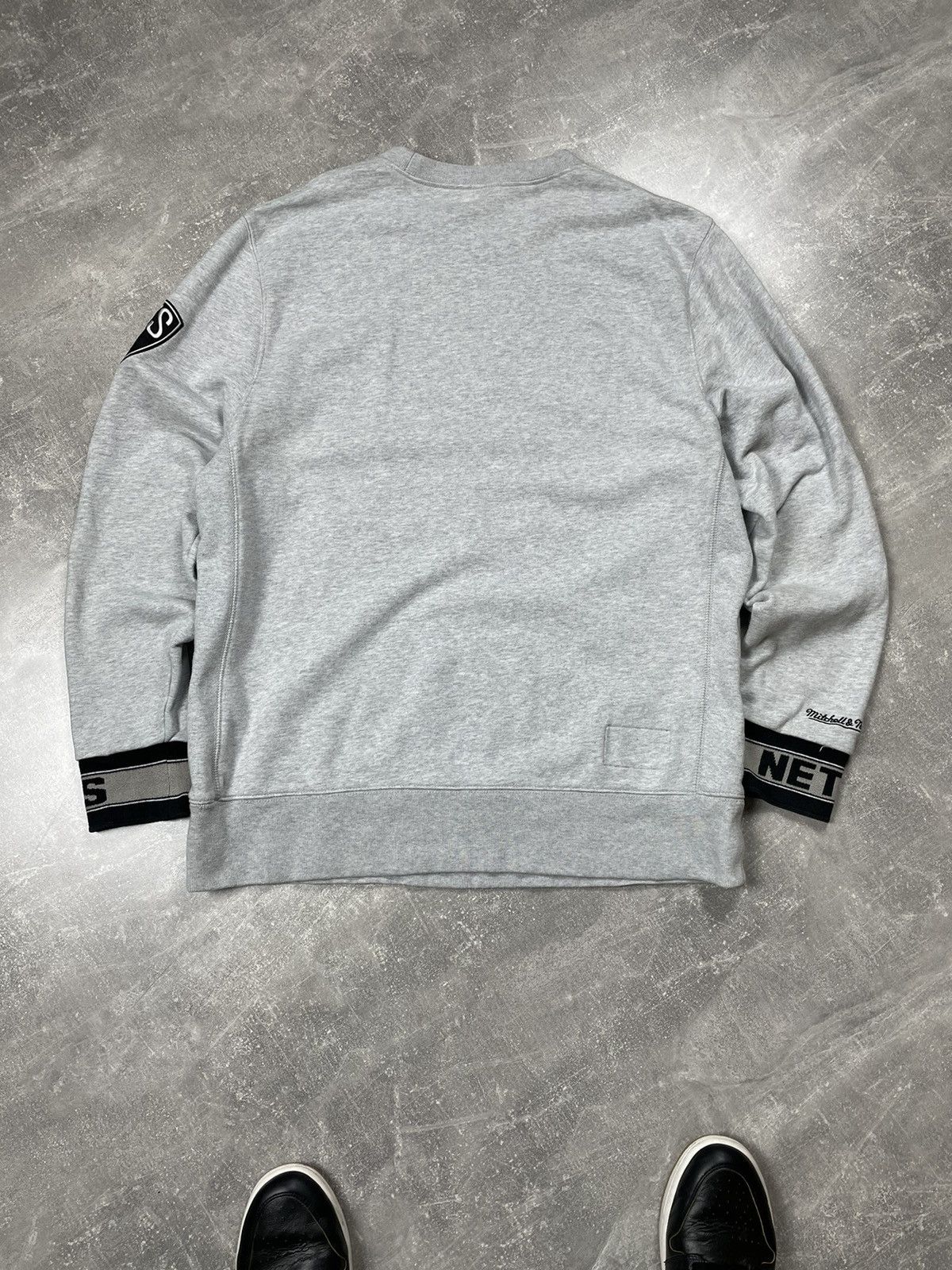 Russell Athletic × Vintage Mitchell & Ness NBA Brooklyn Nets Grey Crewneck Sweatshirt Size US XL / EU 56 / 4 - 4 Thumbnail