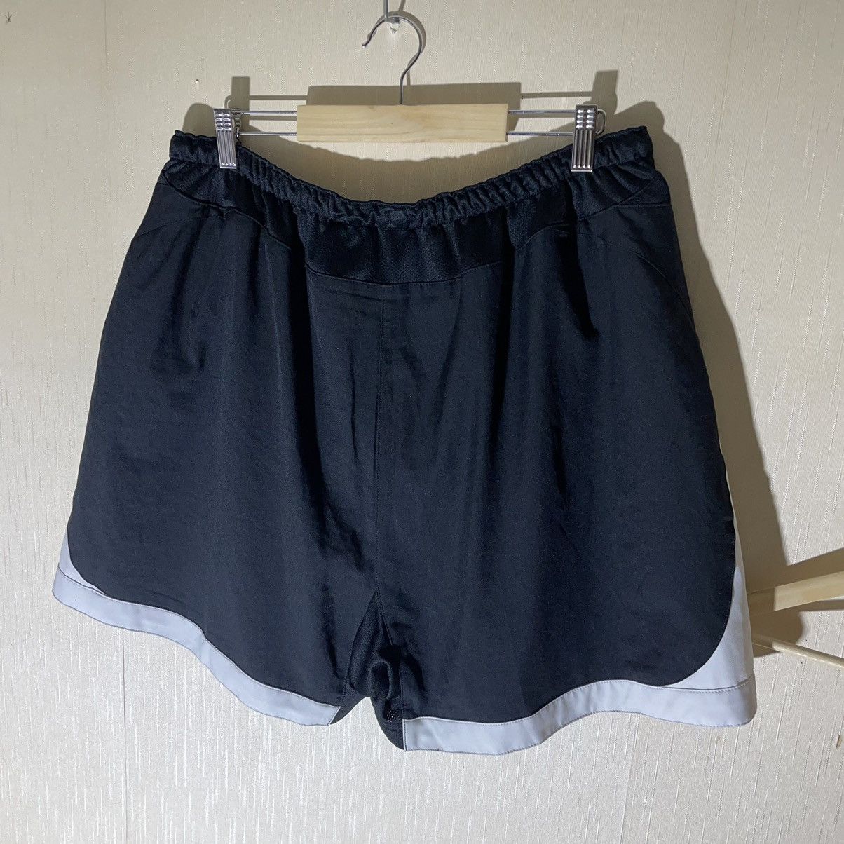 Nike × Vintage Nike Manchester United vintage soccer shorts Size US 36 / EU 52 - 7 Thumbnail