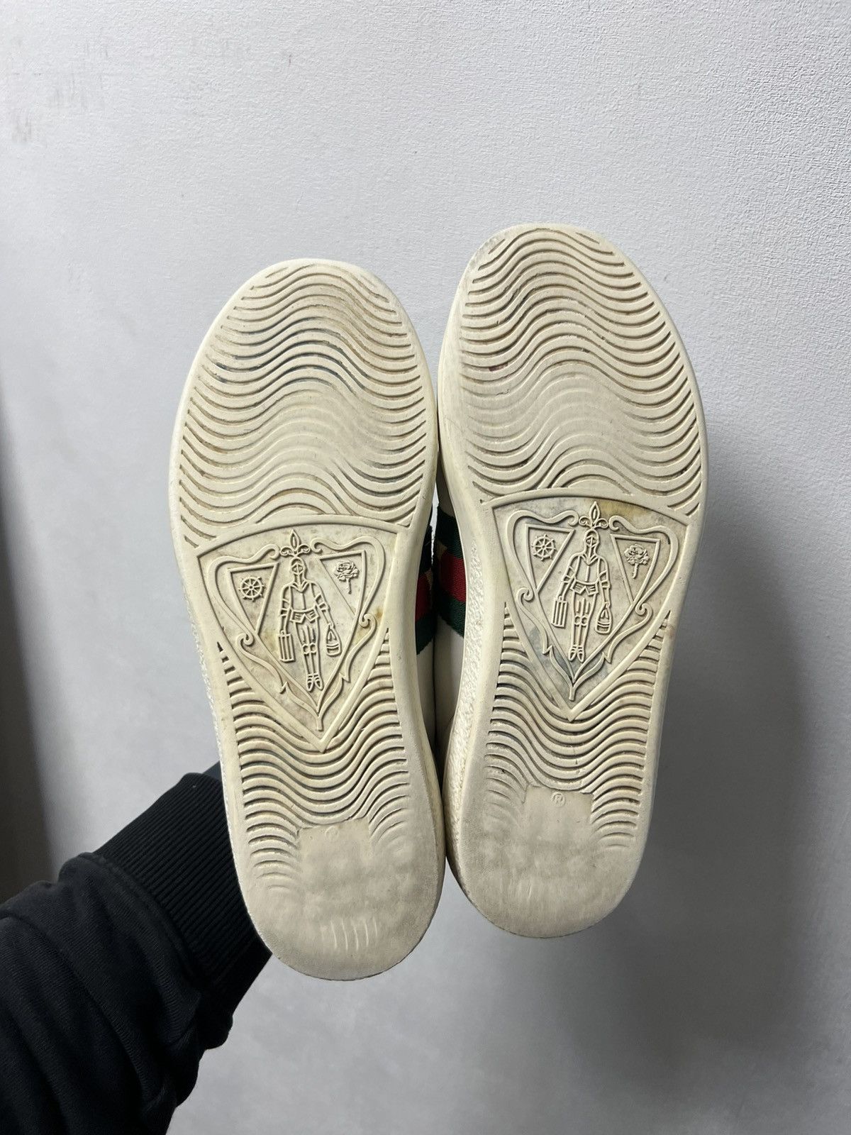Gucci Gucci Pineapple Rhyton Low Top Sneaker Rare Sneakers Size US 5.5 / EU 38 - 18 Thumbnail