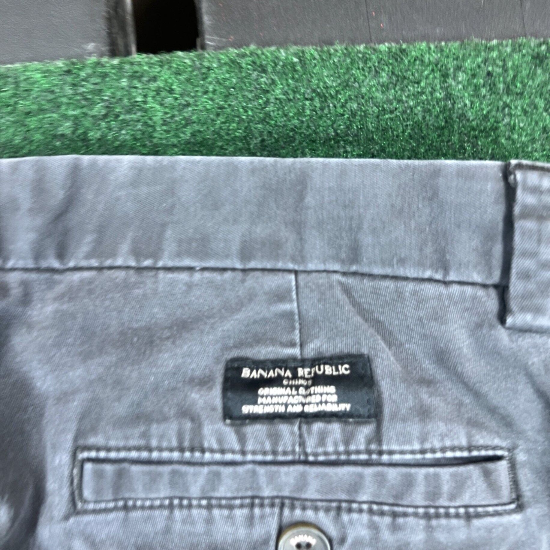 Banana Republic Banana Republic Mens Fulton Skinny Chino Pants Gray- 32 x 32 Inseam Measures 30 Size US 32 / EU 48 - 3 Thumbnail