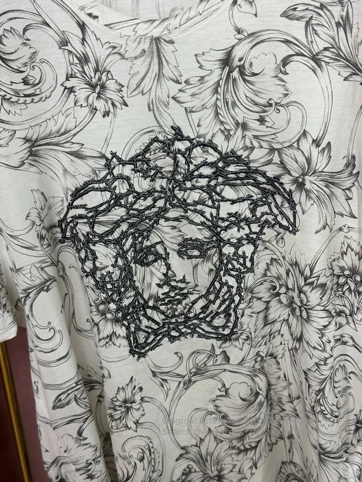 Versace Versace White Medusa Print Short Sleeve T-shirt. Size US XL / EU 56 / 4 - 2 Thumbnail