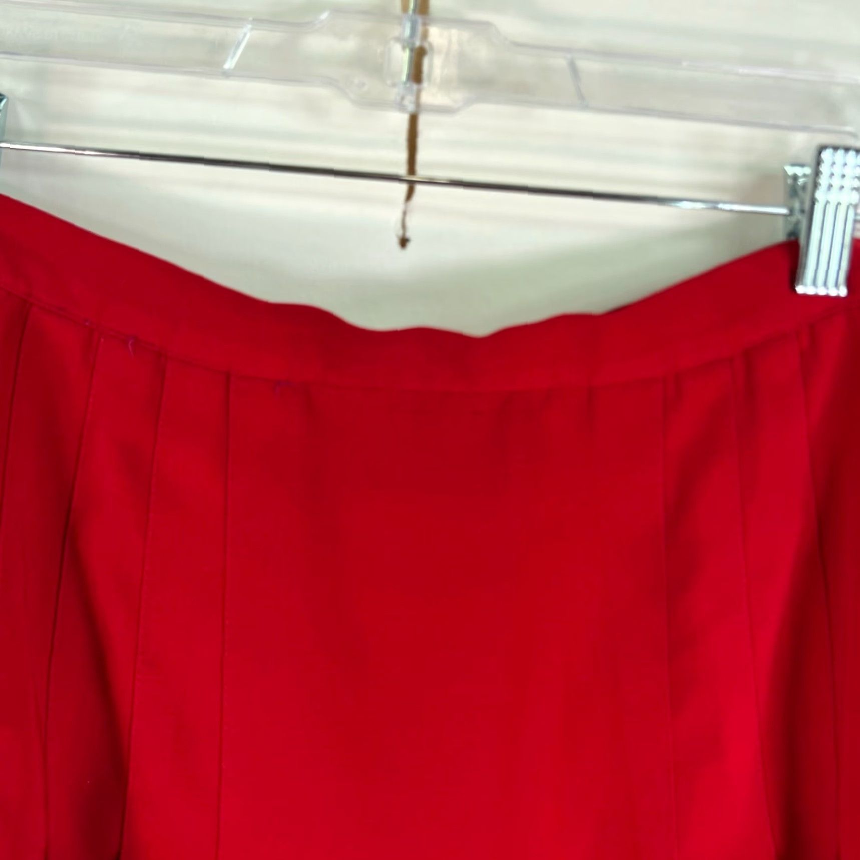Vintage VINTAGE Savion Skirt Womens 14 Red Classic Career Back Zip Pleated Size 36" / US 14 / IT 50 - 2 Thumbnail