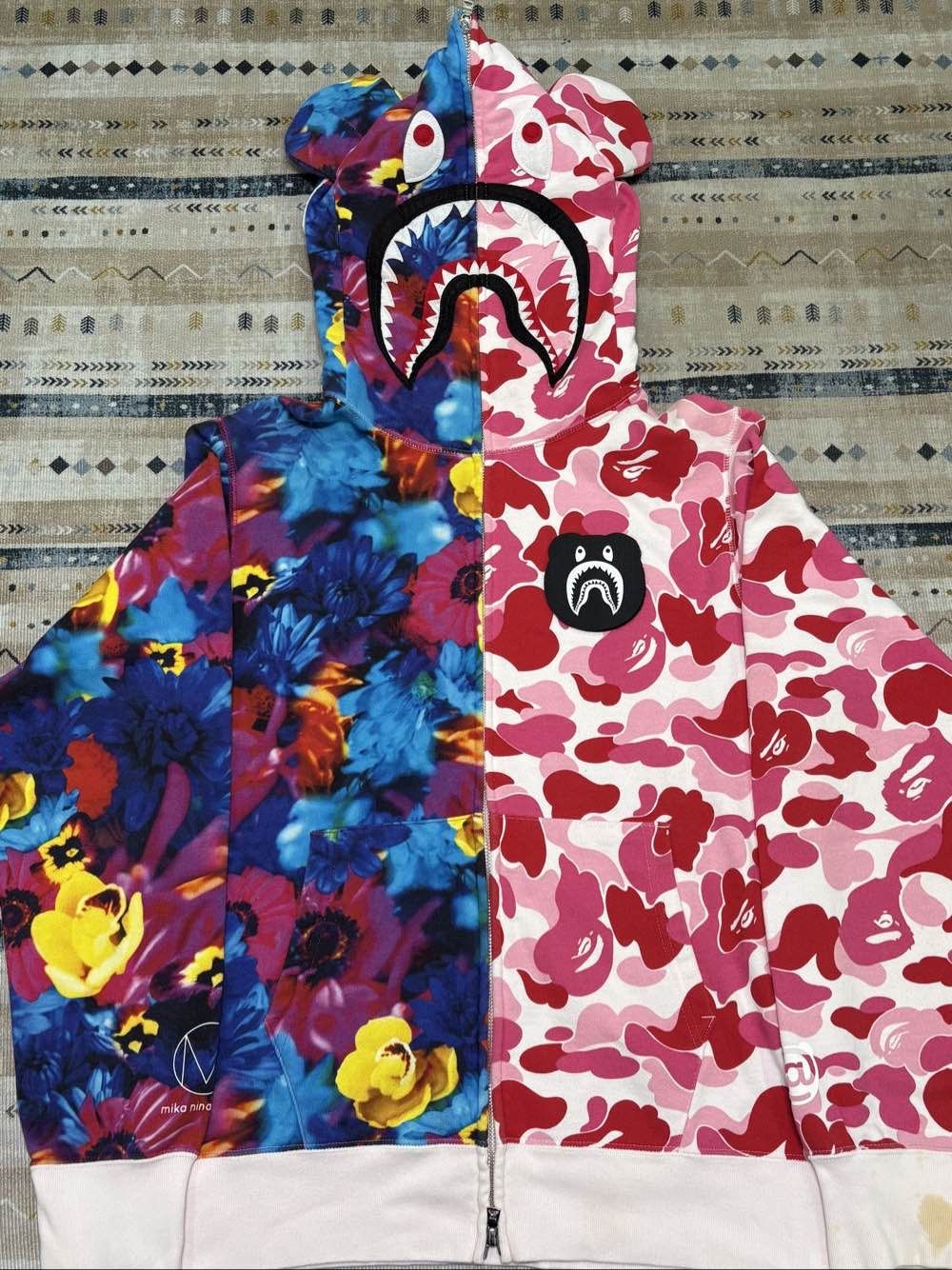 Bape A BATHING APE x Mika Ninagawa Floral Shark Hoodie Size L Size US L / EU 52-54 / 3 - 1 Thumbnail