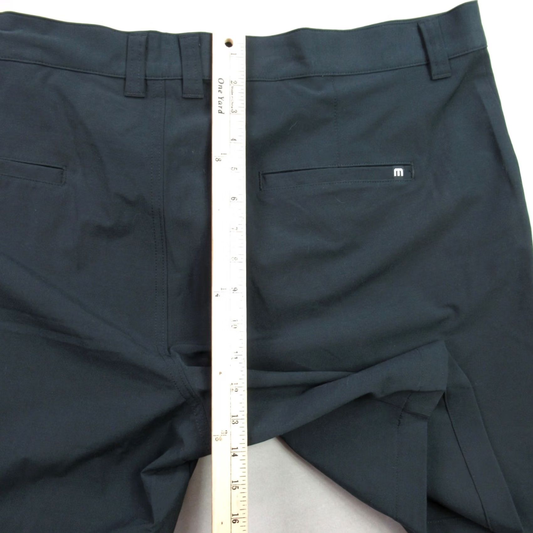 TravisMathew Travis Mathew Shorts Mens 42 Pockets Button Lightweight Outdoors Black Chino Size US 42 / EU 58 - 7 Thumbnail