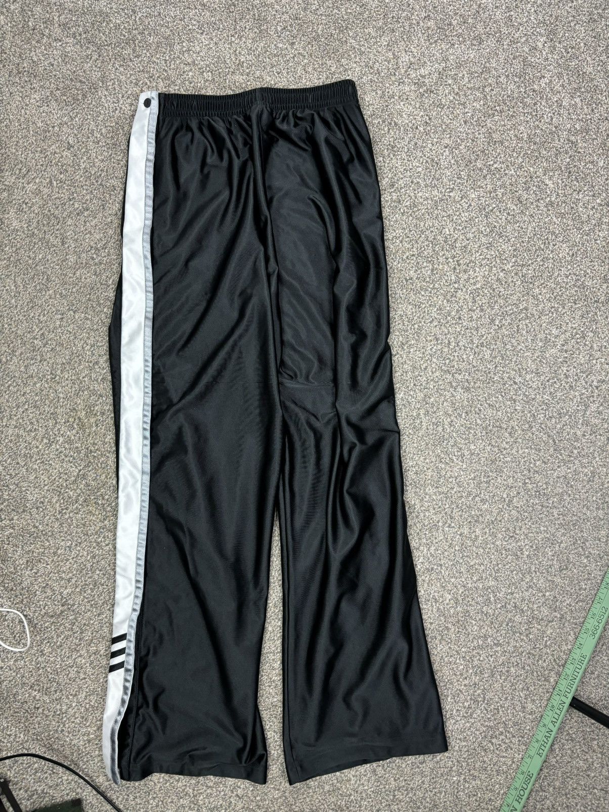 Adidas Vintage adidas hoops basketball black tear away track pants Size US 32 / EU 48 - 3 Thumbnail