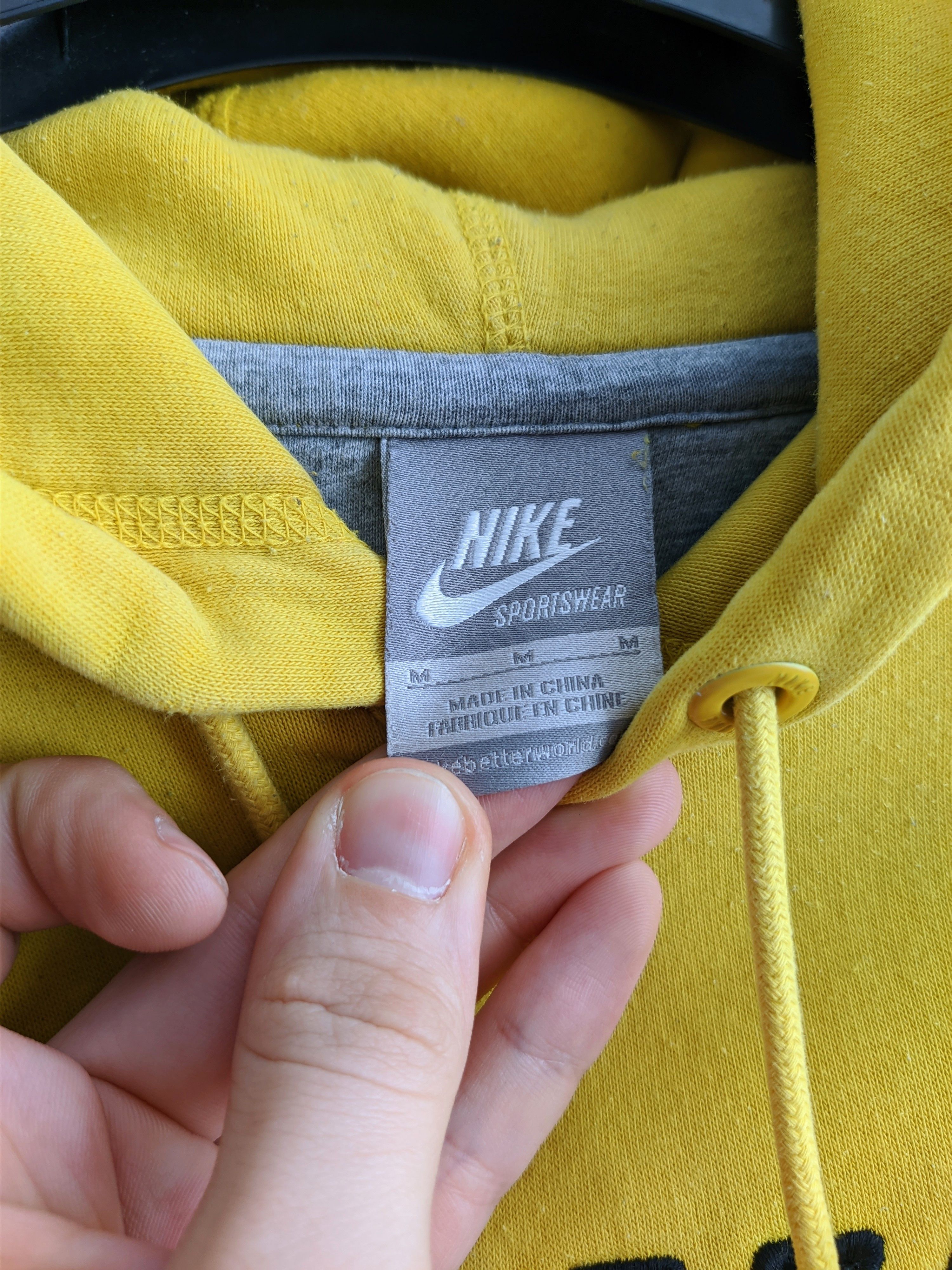 Nike Vintage Nike hoodie yellow swoosh y2k Size US M / EU 48-50 / 2 - 9 Thumbnail