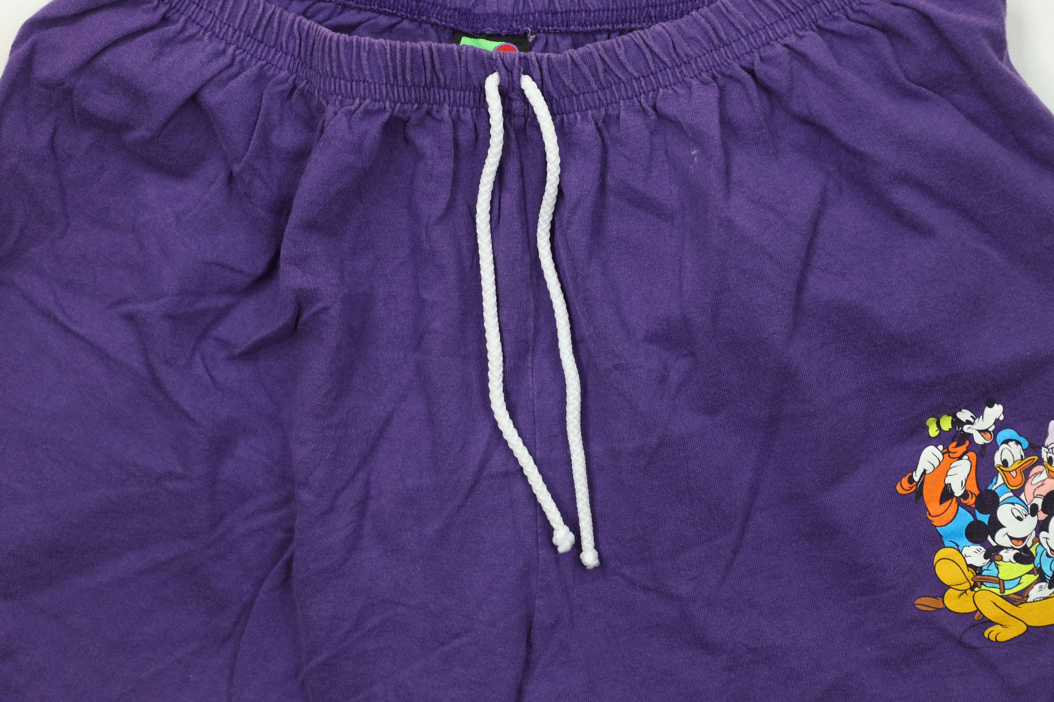 Disney Vintage 90s Disney Mickey Mouse and Friends Shorts Purple Size 26" / US 2 / IT 38 - 3 Thumbnail