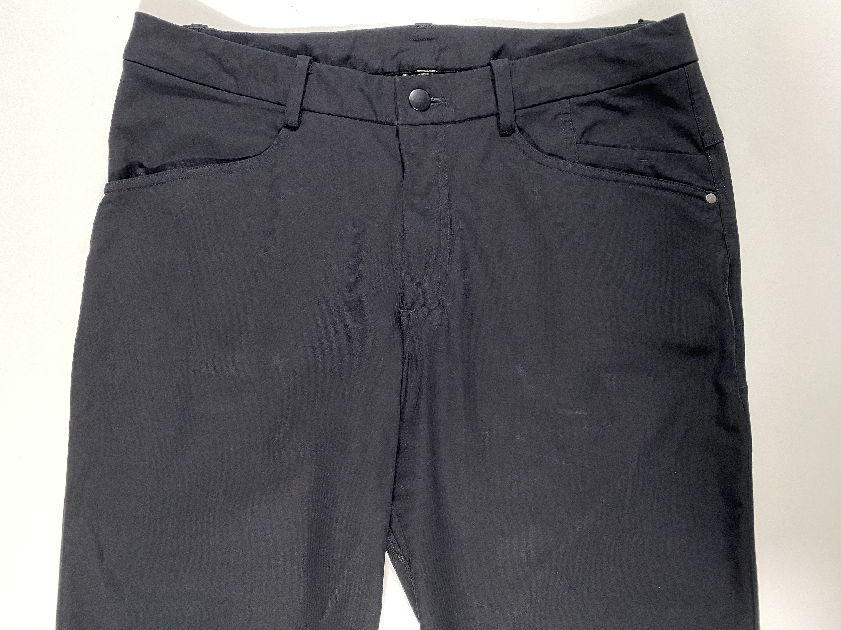 Lululemon Lululemon Slim Fit Commission Pants Black 32x30 Size US 32 / EU 48 - 3 Thumbnail