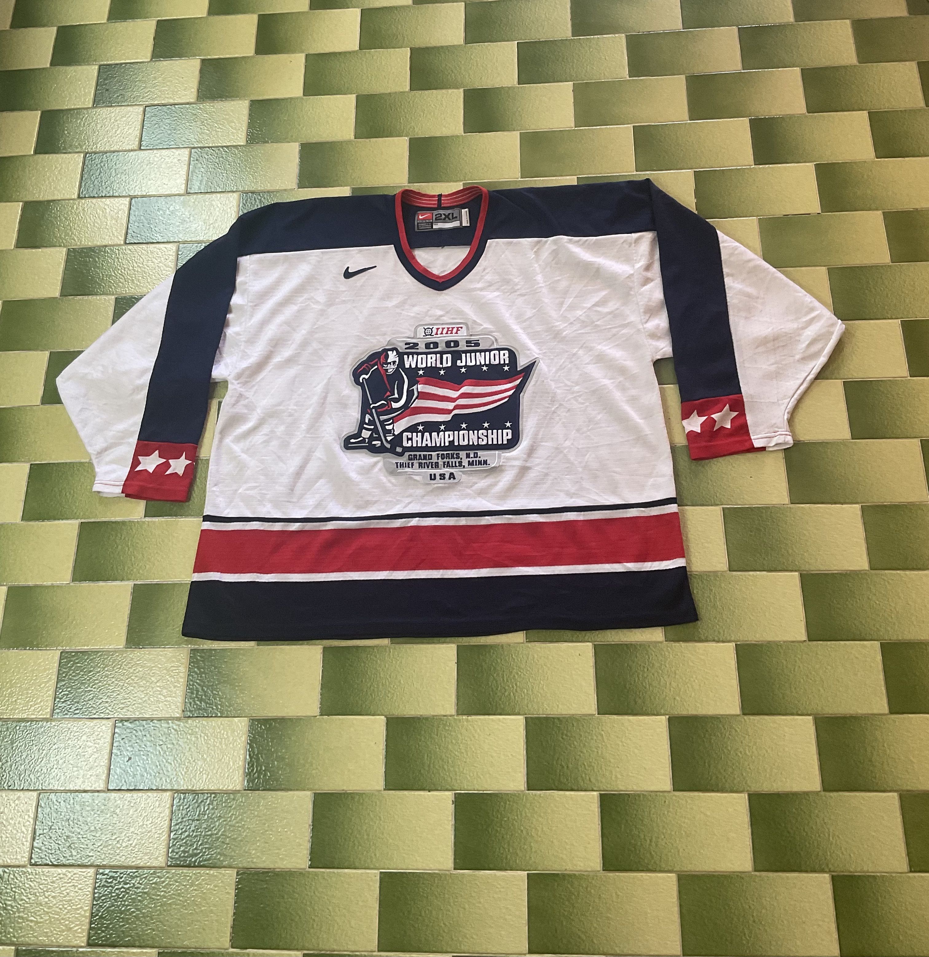 Vintage Nike 2005 IIHF World Junior Hockey Jersey