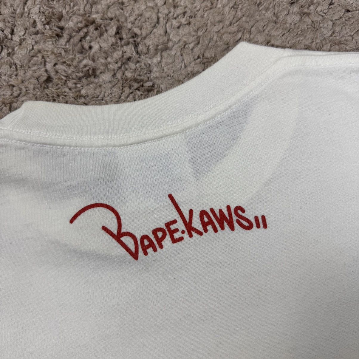 Bape × Kaws ‼️RARE DESIGN‼️ Vintage Bape X Kaws T-shirt Size US M / EU 48-50 / 2 - 10 Thumbnail