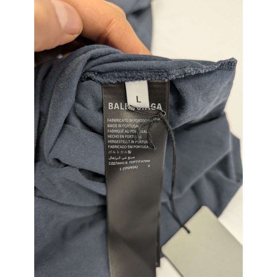 Balenciaga o1rshd1 Luxury Tee Shirt in Blue Size US L / EU 52-54 / 3 - 17 Thumbnail