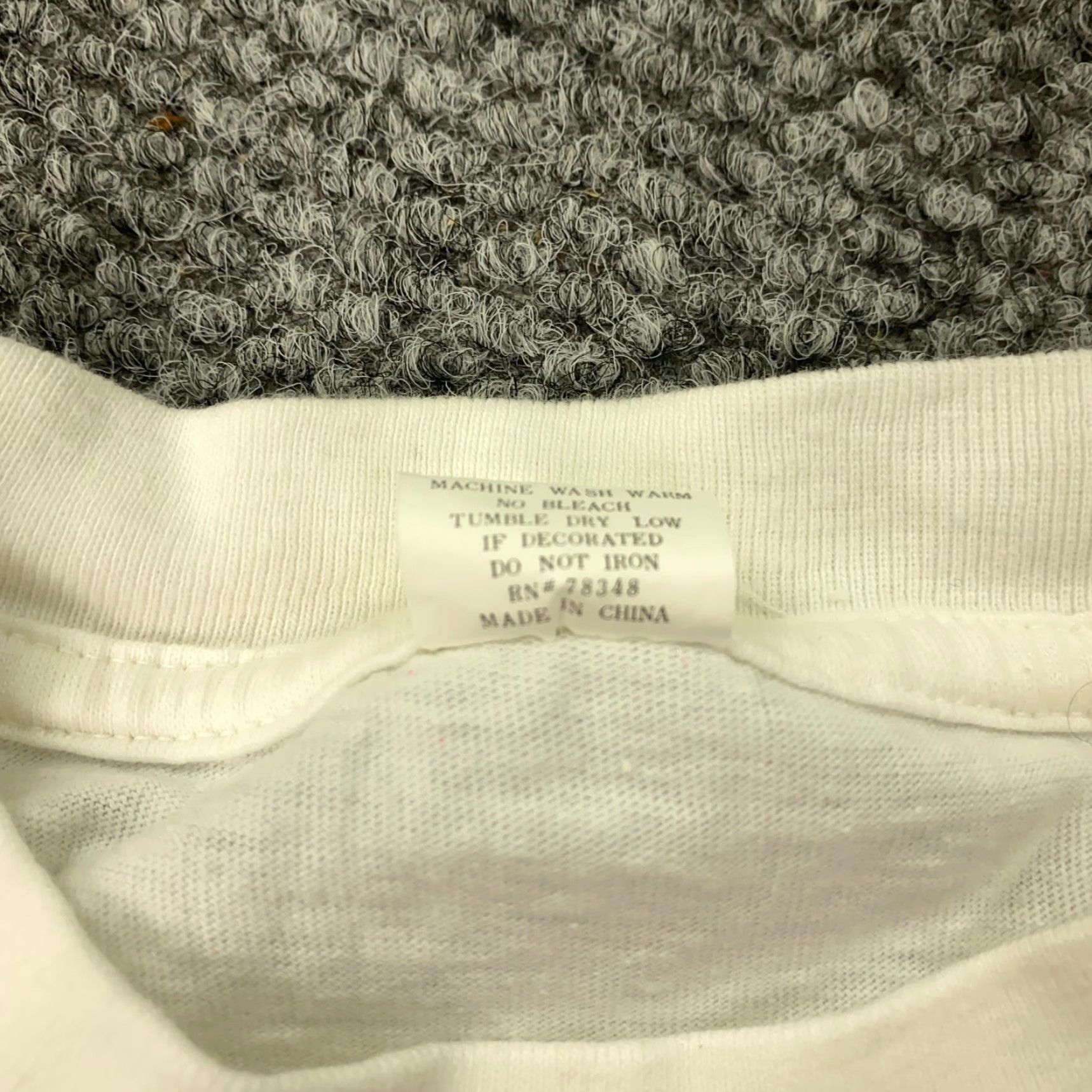 Vintage VINTAGE California Shirt Mens Small White Single Stitch Puff Lettering 90s Beach Cars Rainbow Retro Festival Fun News Size US S / EU 44-46 / 1 - 5 Thumbnail