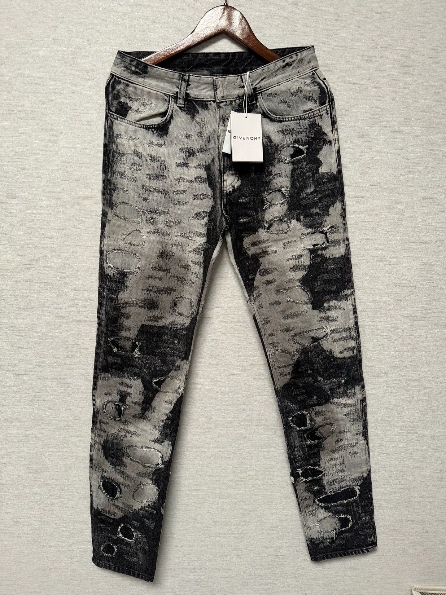 Givenchy Givenchy Cow Print Boro Distressed Embroidered Jeans Travis Size US 30 / EU 46 - 2 Thumbnail
