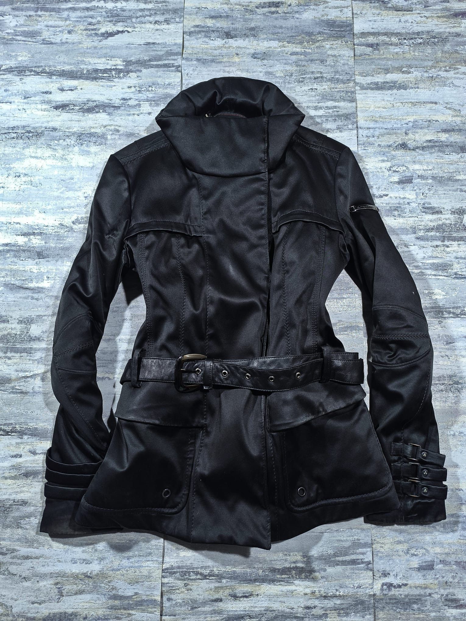 Peuterey peuterey down jacket asymmetrical avantgarde belted Size L / US 10 / IT 46 - 1 Thumbnail