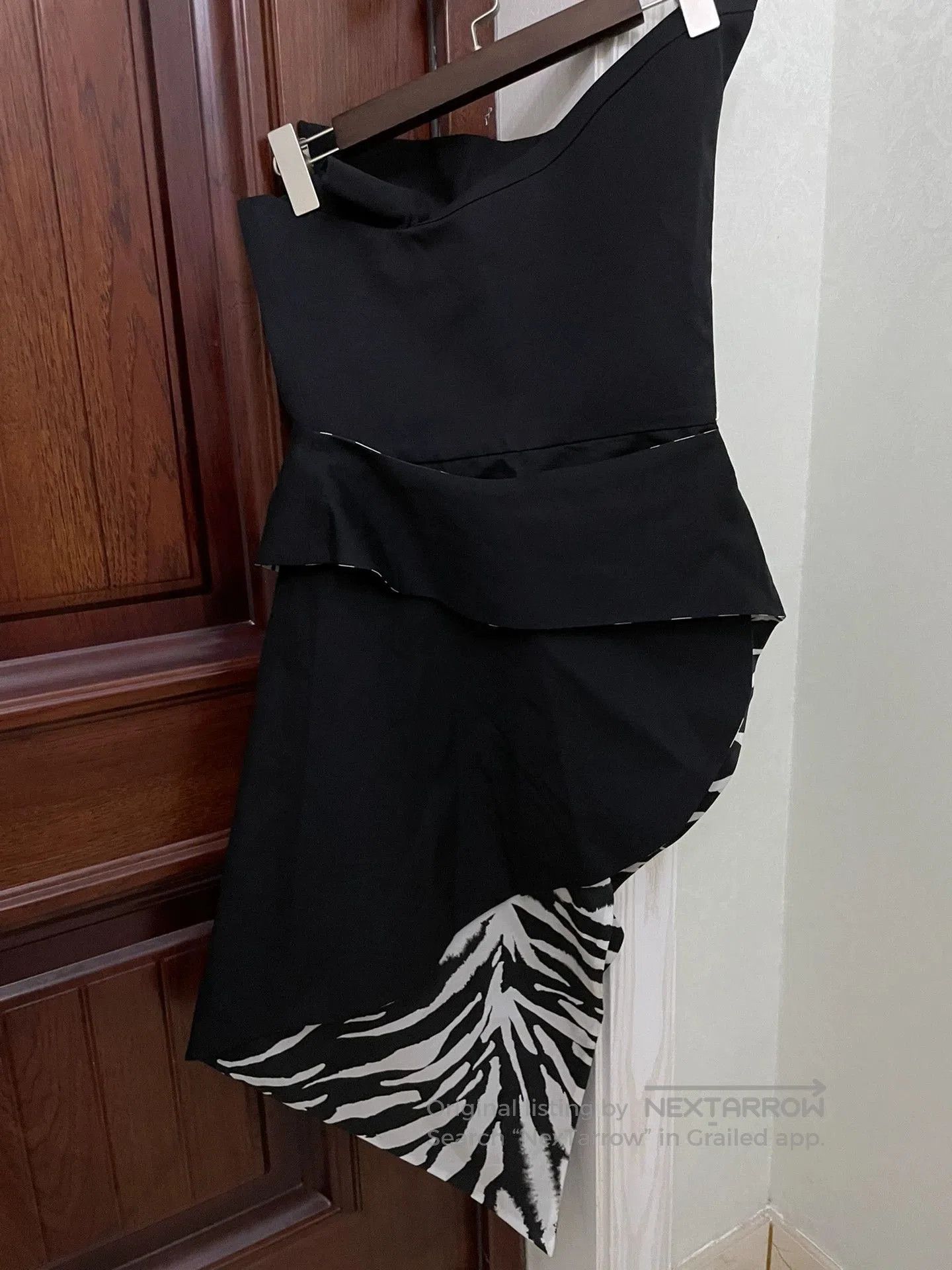 Aganovich Aganovich Strapless Dress with Unique Cut. Size S / US 4 / IT 40 - 6 Thumbnail