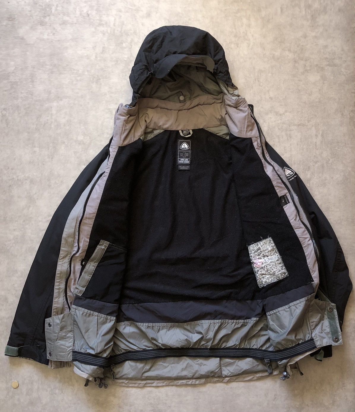 Nike × Nike ACG × Vintage RARE Vintage Y2K Nike ACG Stormfit Jacket Size US L / EU 52-54 / 3 - 7 Thumbnail