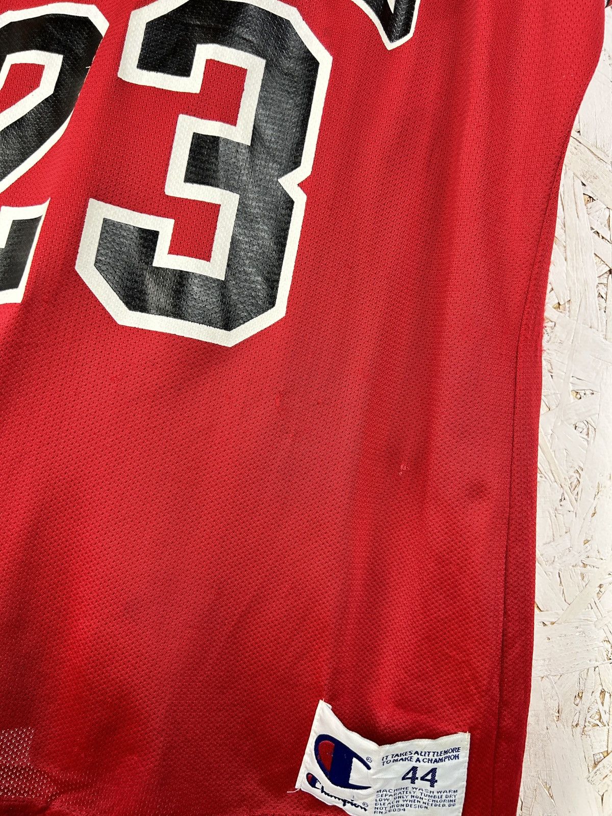 NBA 90s Vintage Champion Chicago Bulls #23 Michael Jordan Jersey Size US L / EU 52-54 / 3 - 3 Thumbnail