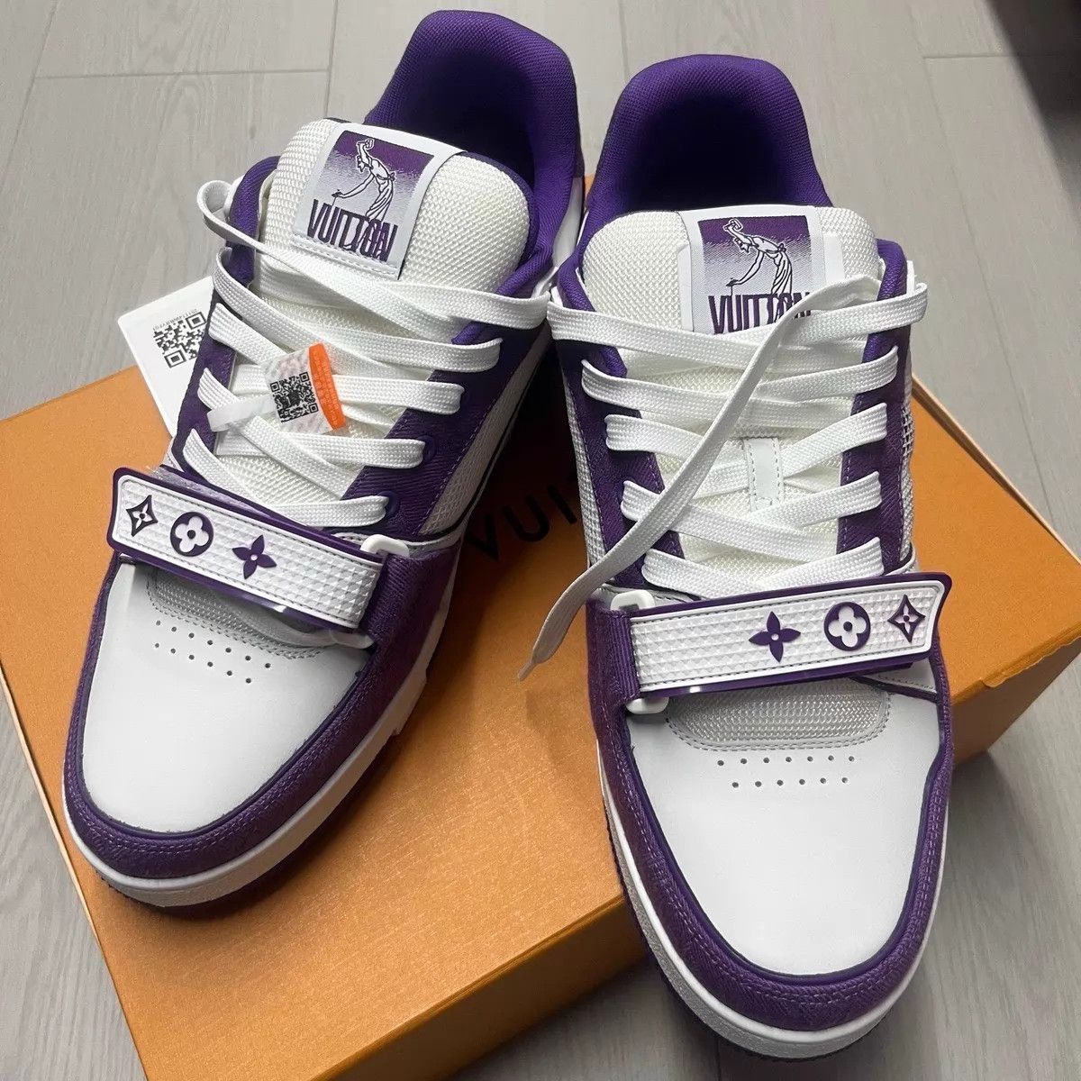 Louis Vuitton LV Trainer White & Purple Velcro Sneakers Size US 10.5 / EU 43-44 - 7 Thumbnail