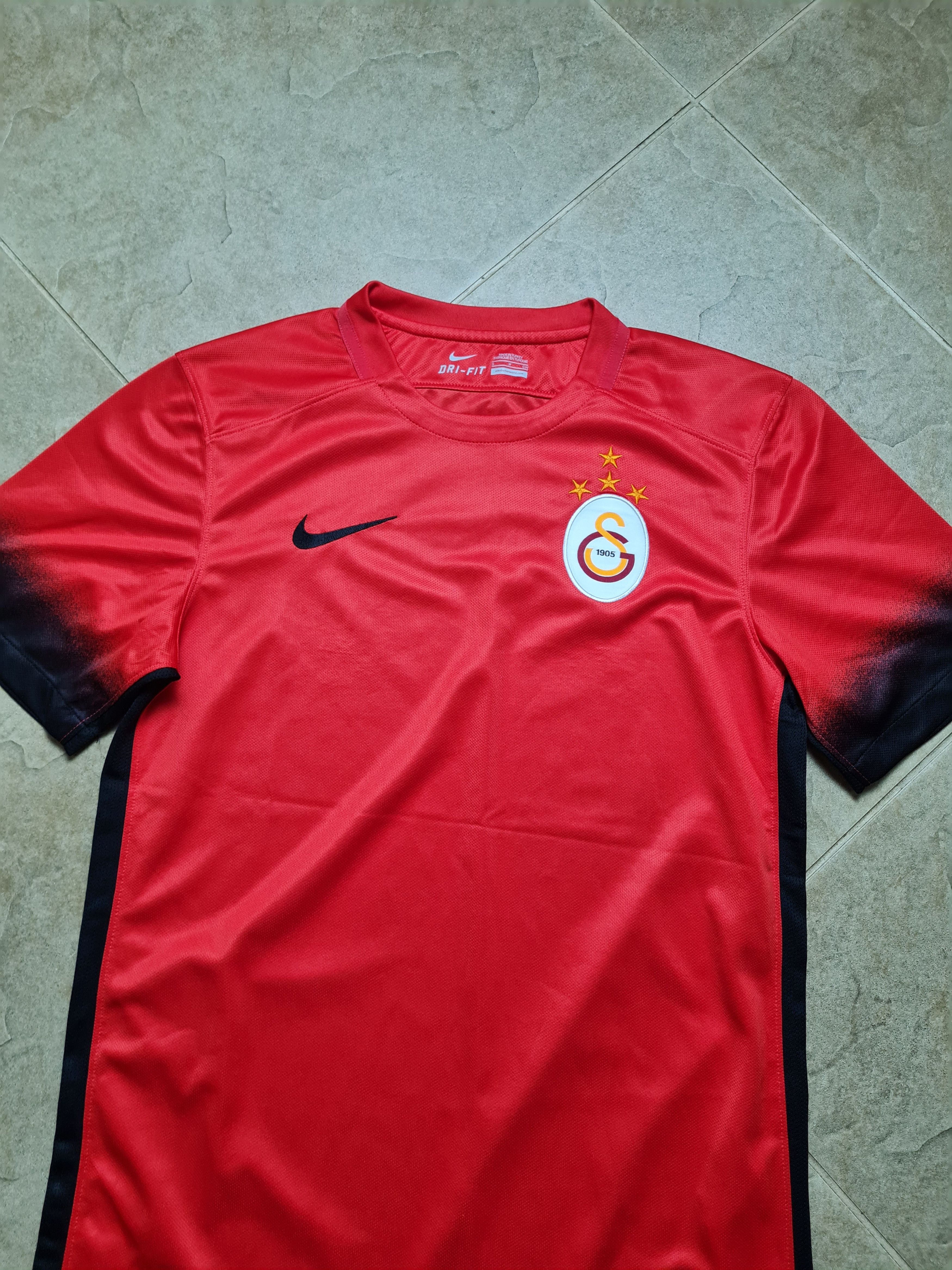 Nike JERSEY NIKE GALATASARAY 2015/16 THIRD SHIRT 658812-697 Size US S / EU 44-46 / 1 - 11 Thumbnail