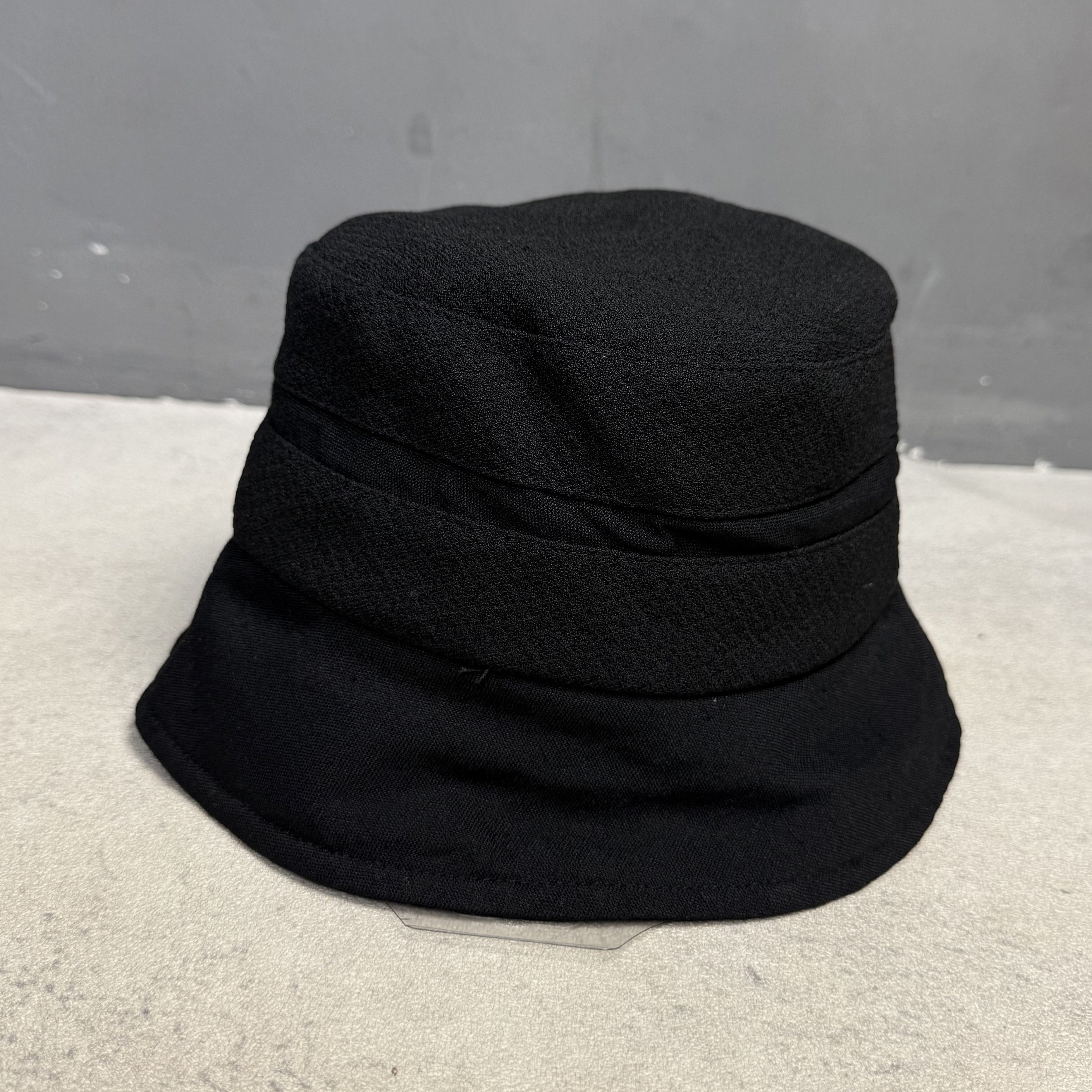 Balenciaga Vintage Balenciaga Bucket Hat Size ONE SIZE - 1 Thumbnail