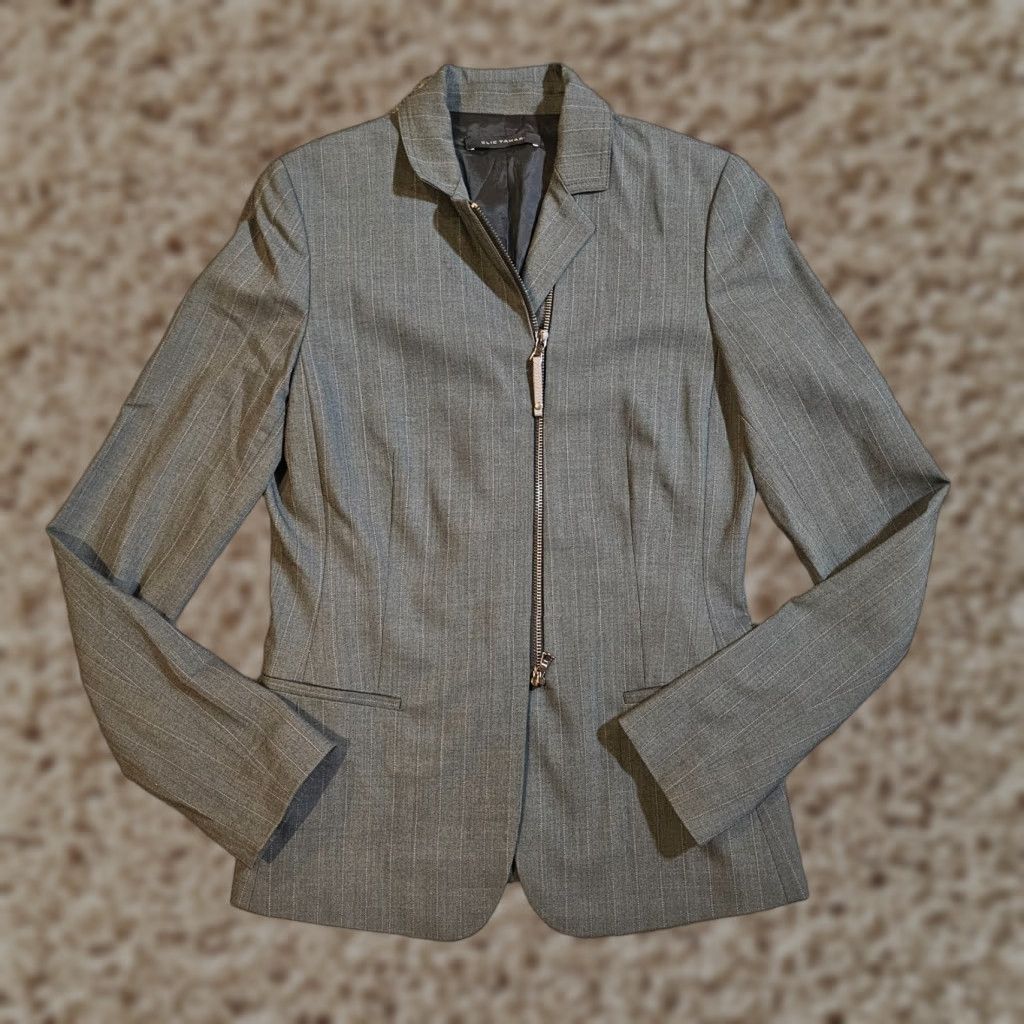 Elie Tahari VINTAGE Elie Tahari Blazer Jacket Womens 6 Gray Wool Full Zip Pinstripe Career Size M / US 6-8 / IT 42-44 - 1 Thumbnail